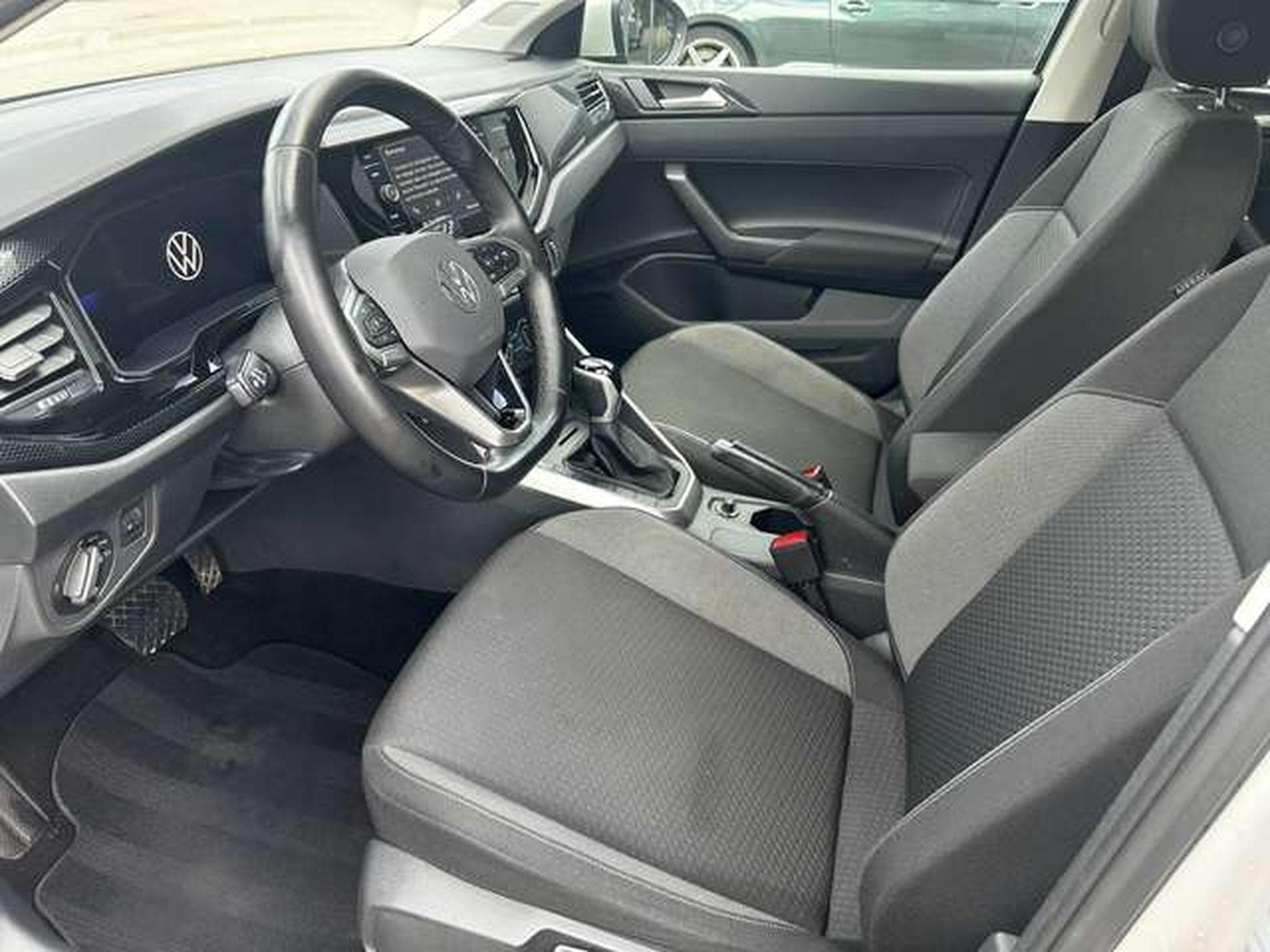 VW Taigo 1.0 TSI 110 CV DSG7 LIFE (2024) - Photo 6