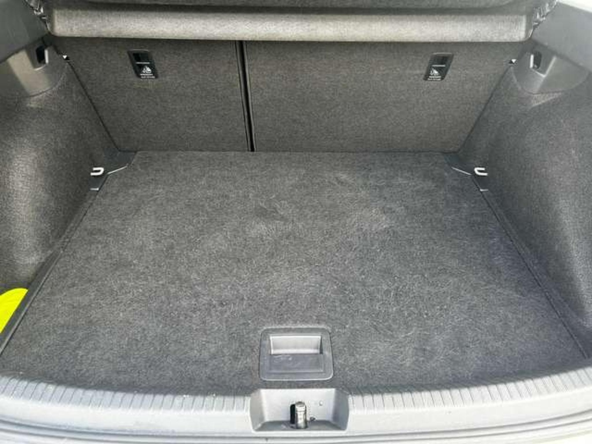 VW Taigo 1.0 TSI 110 CV DSG7 LIFE (2024) - Photo 16