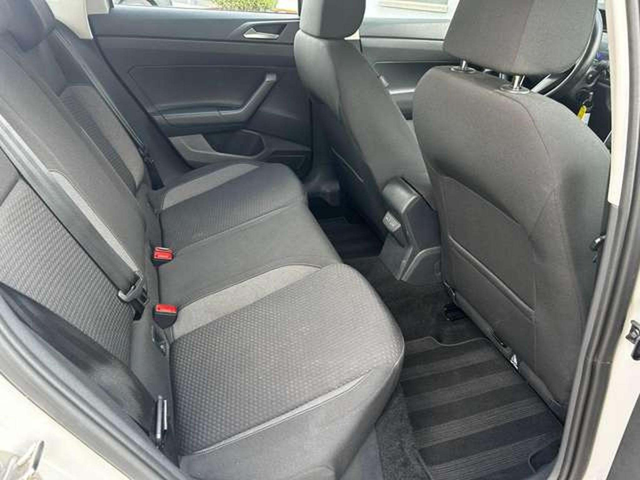 VW Taigo 1.0 TSI 110 CV DSG7 LIFE (2024) - Photo 15