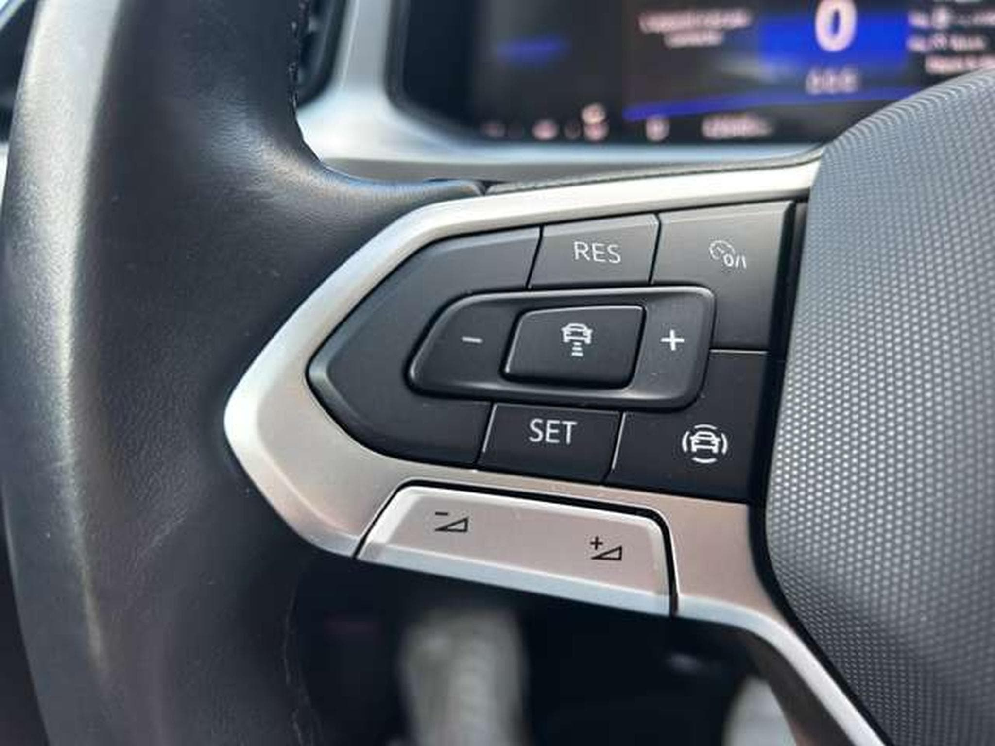 VW T-Roc 2.0 TDi 150 CV DSG7 LIFE (2025) - Photo 5