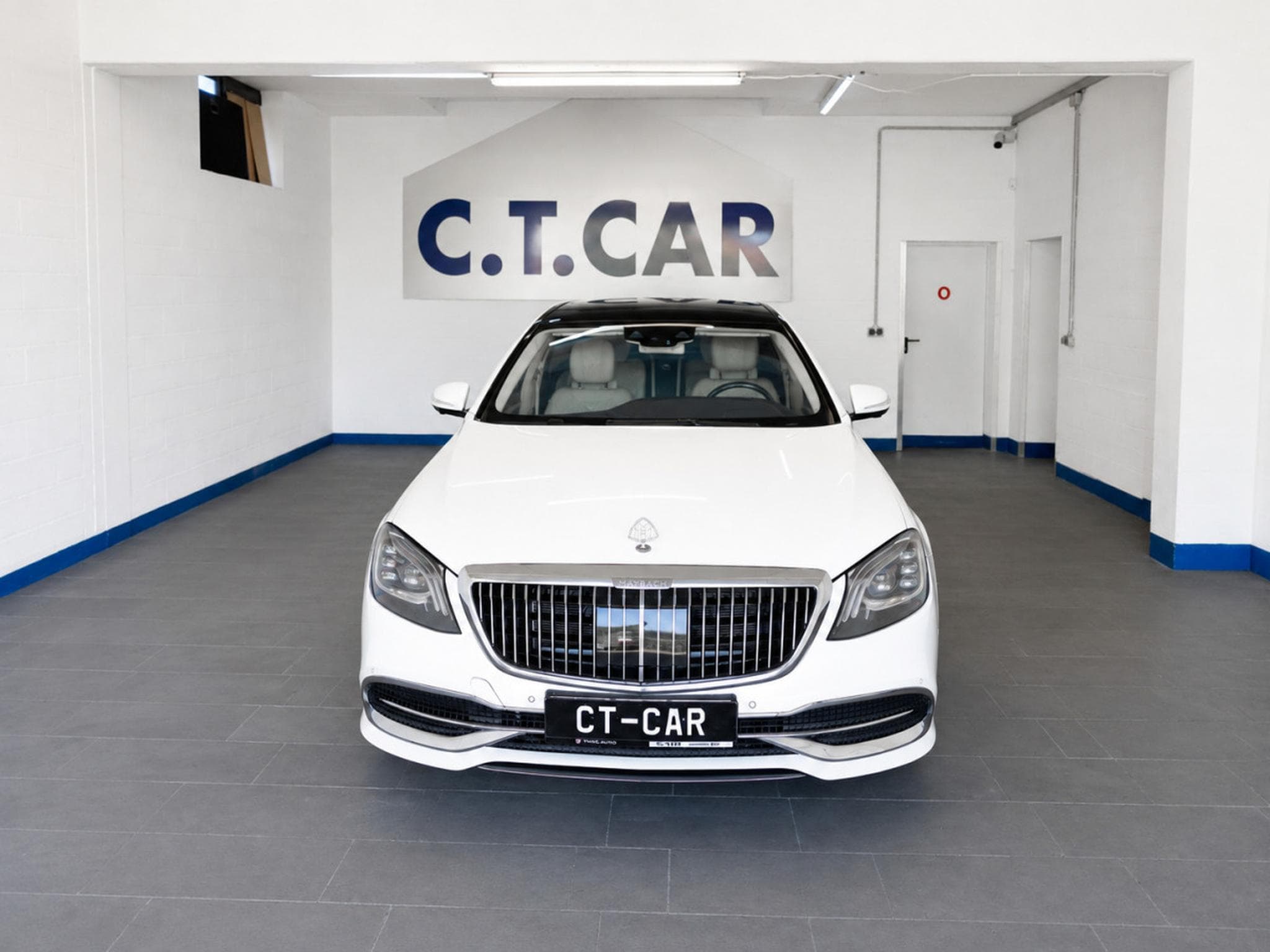 Maybach S560 Limousine 4Matic-PANO/BURMESTER/MASSAGE/DVD/Voll (2018) - Photo 4