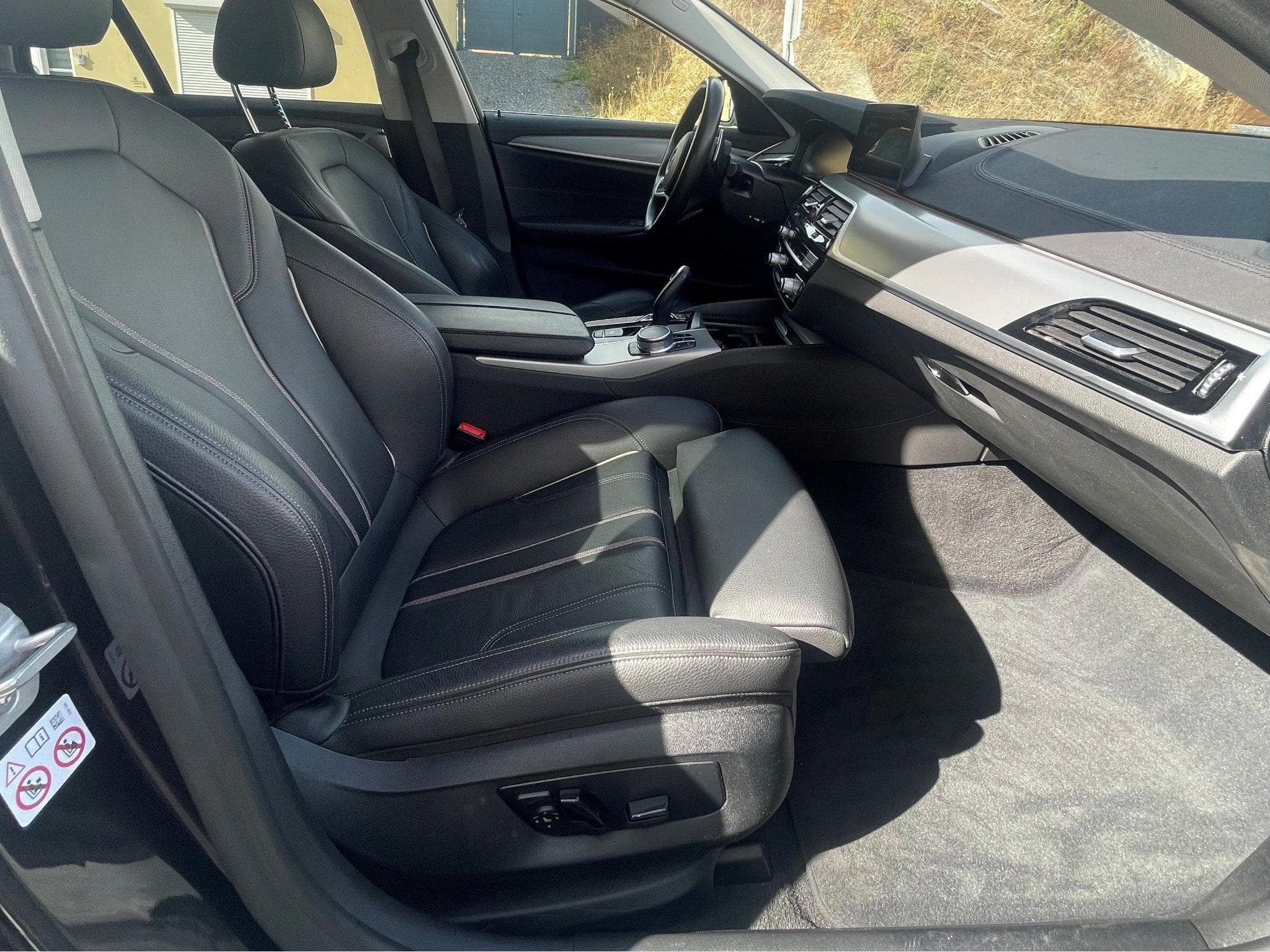 BMW 520 520XD Touring – Luxury Line (2020) - Photo 7