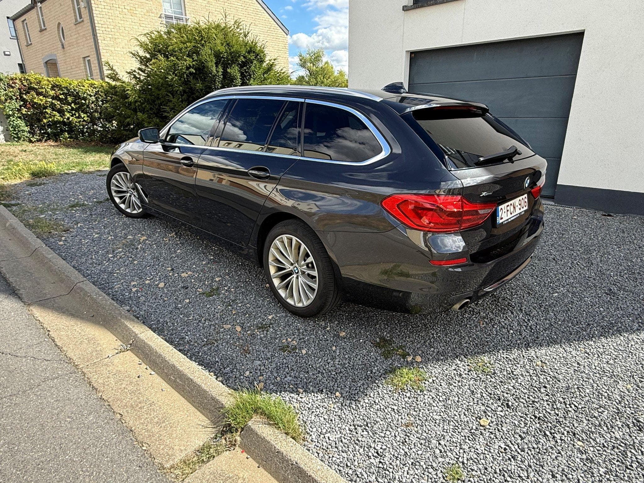 BMW 520 520XD Touring – Luxury Line (2020) - Photo 10