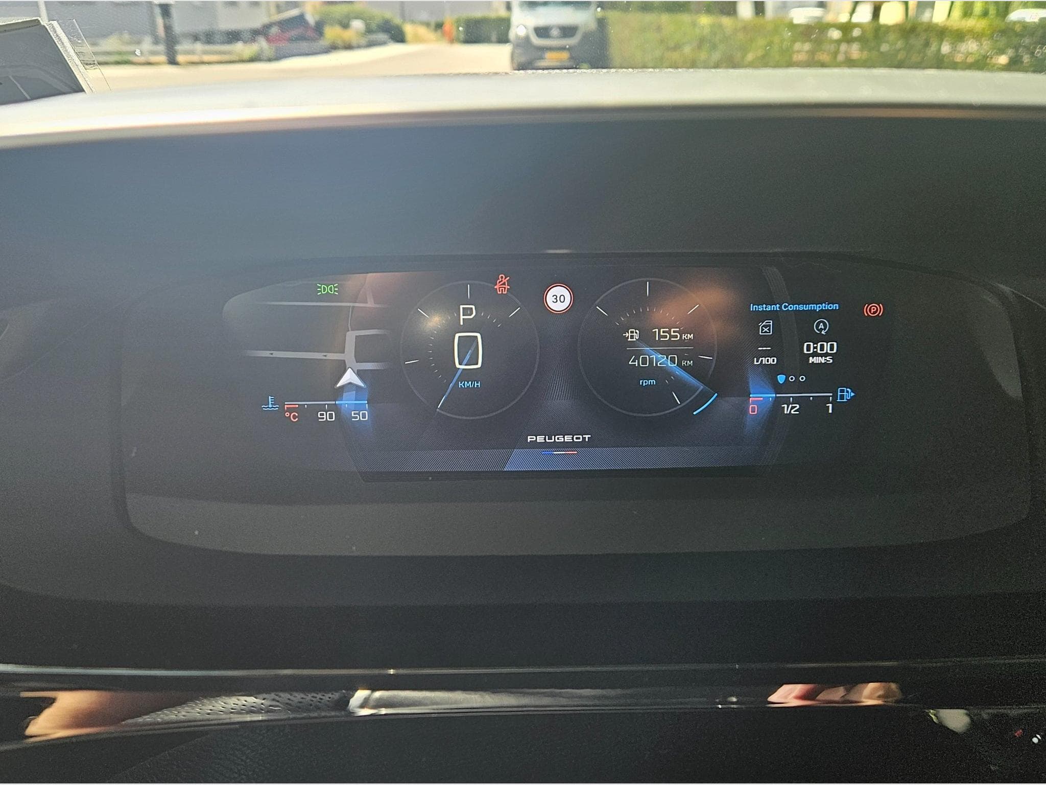 Peugeot 308 GT line (2023) - Photo 11