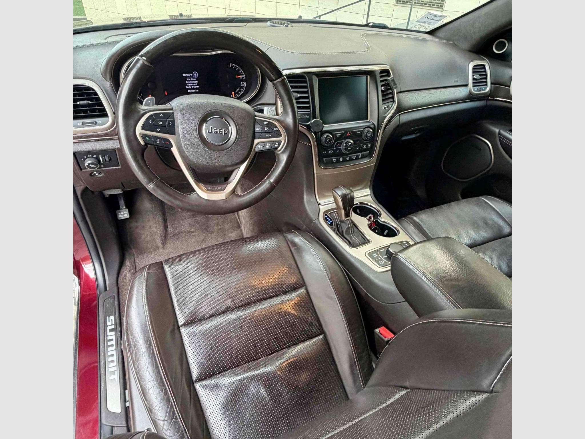 Jeep Grand Cherokee Summit*Panorama*Xenon*Attache (2017) - Photo 12