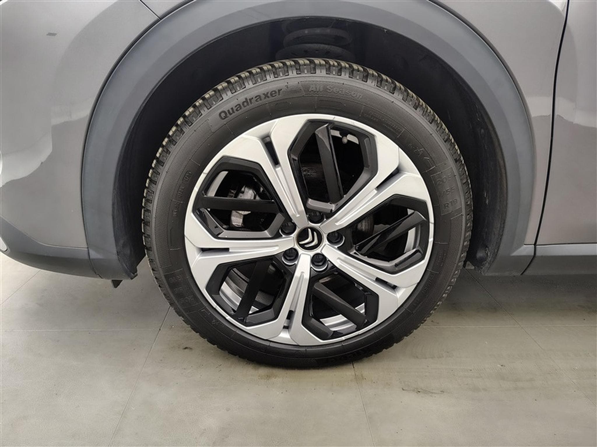 Citroen C5 X 1.2 PureTech 130cv EAT8 Plus NAVI / FULL LED / CUIR / CAMERA (2024) - Foto 6