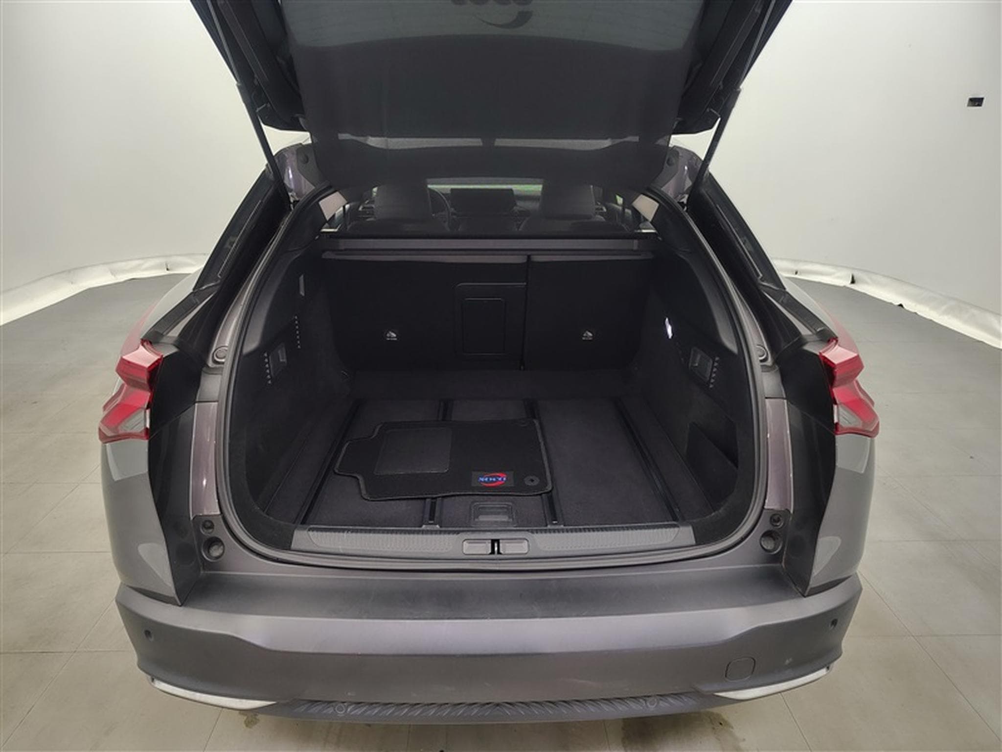 Citroen C5 X 1.2 PureTech 130cv EAT8 Plus NAVI / FULL LED / CUIR / CAMERA (2024) - Foto 14
