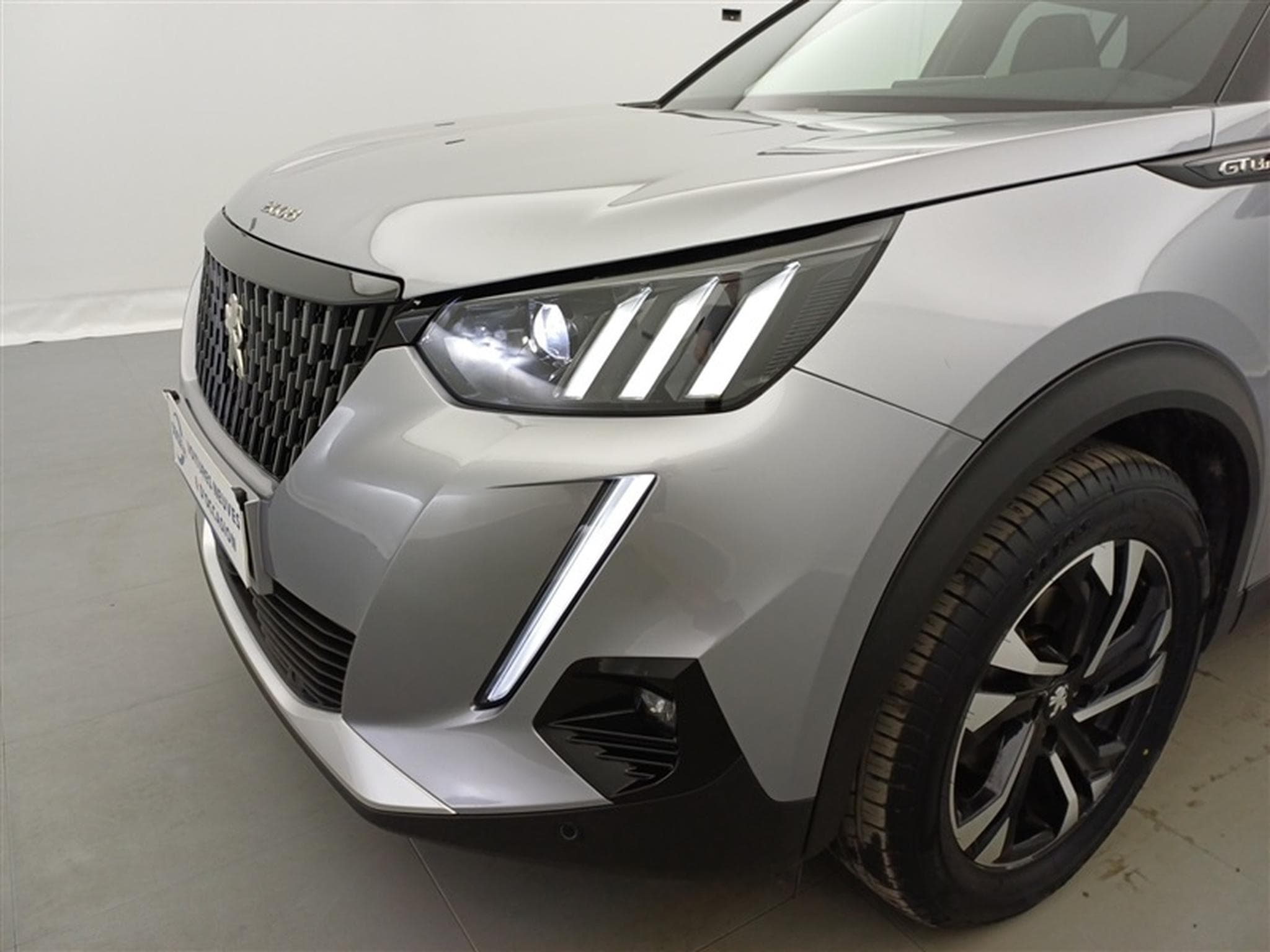 Peugeot 2008 1.2 PureTech GT Line PANO/CAM/CARPLAY (2021) - Foto 16