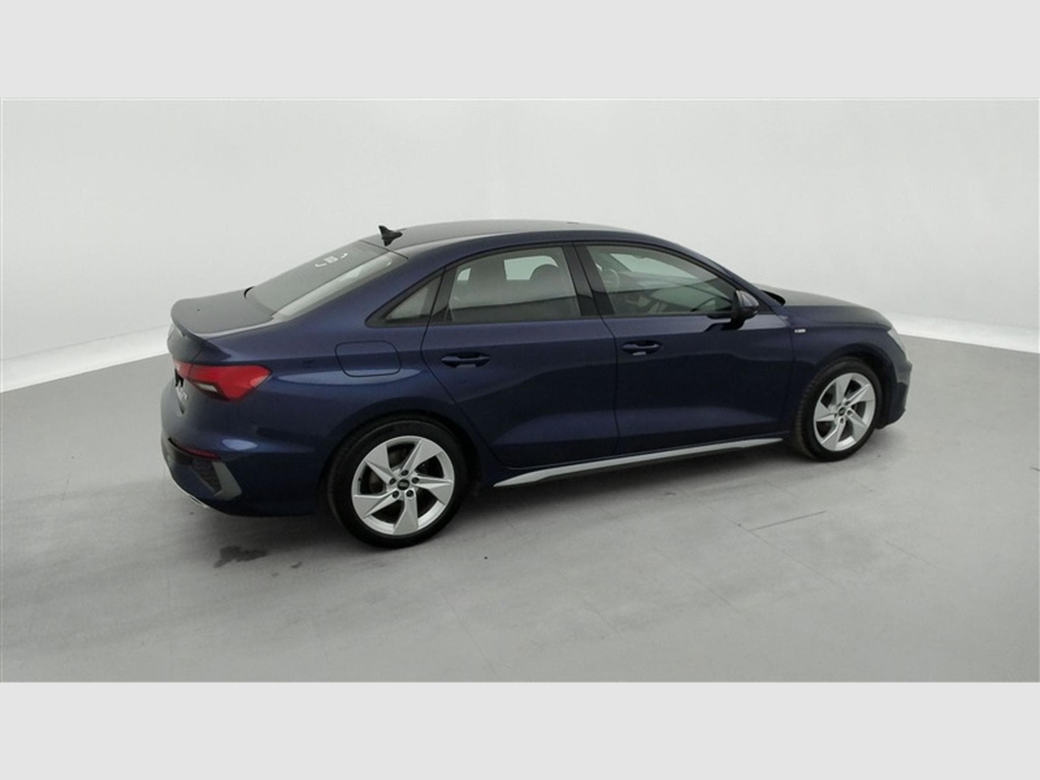 Audi A3 30 TFSI S line NAVI/FULL LED/JA17/PDC (2022) - Foto 23