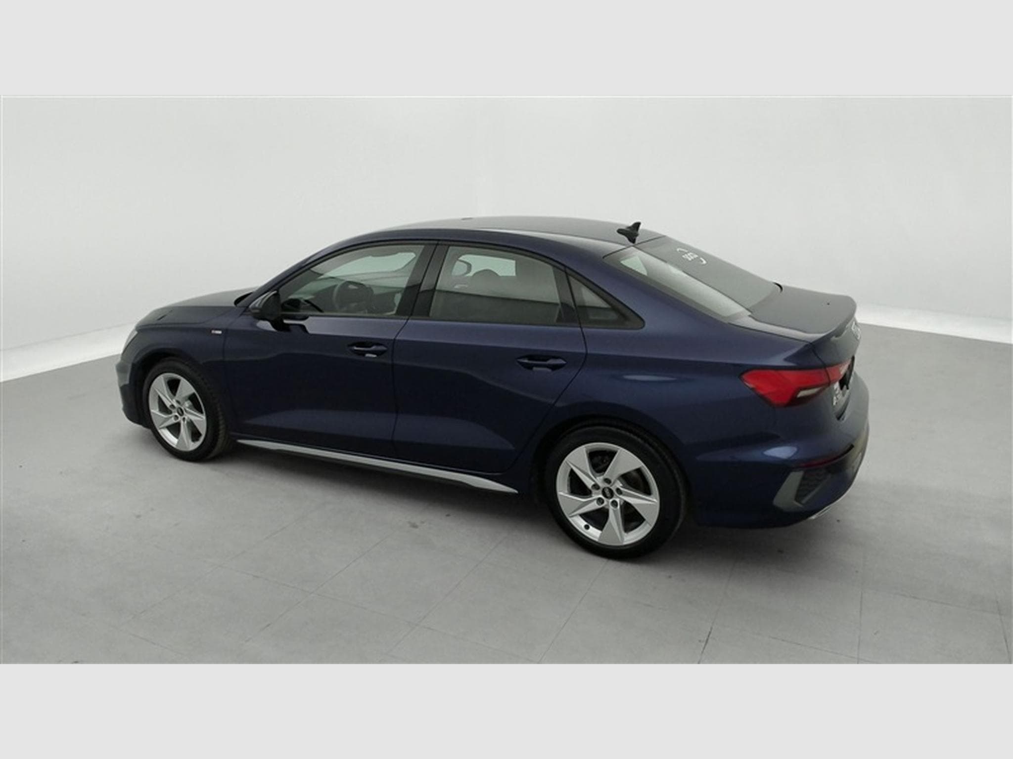 Audi A3 30 TFSI S line NAVI/FULL LED/JA17/PDC (2022) - Foto 25
