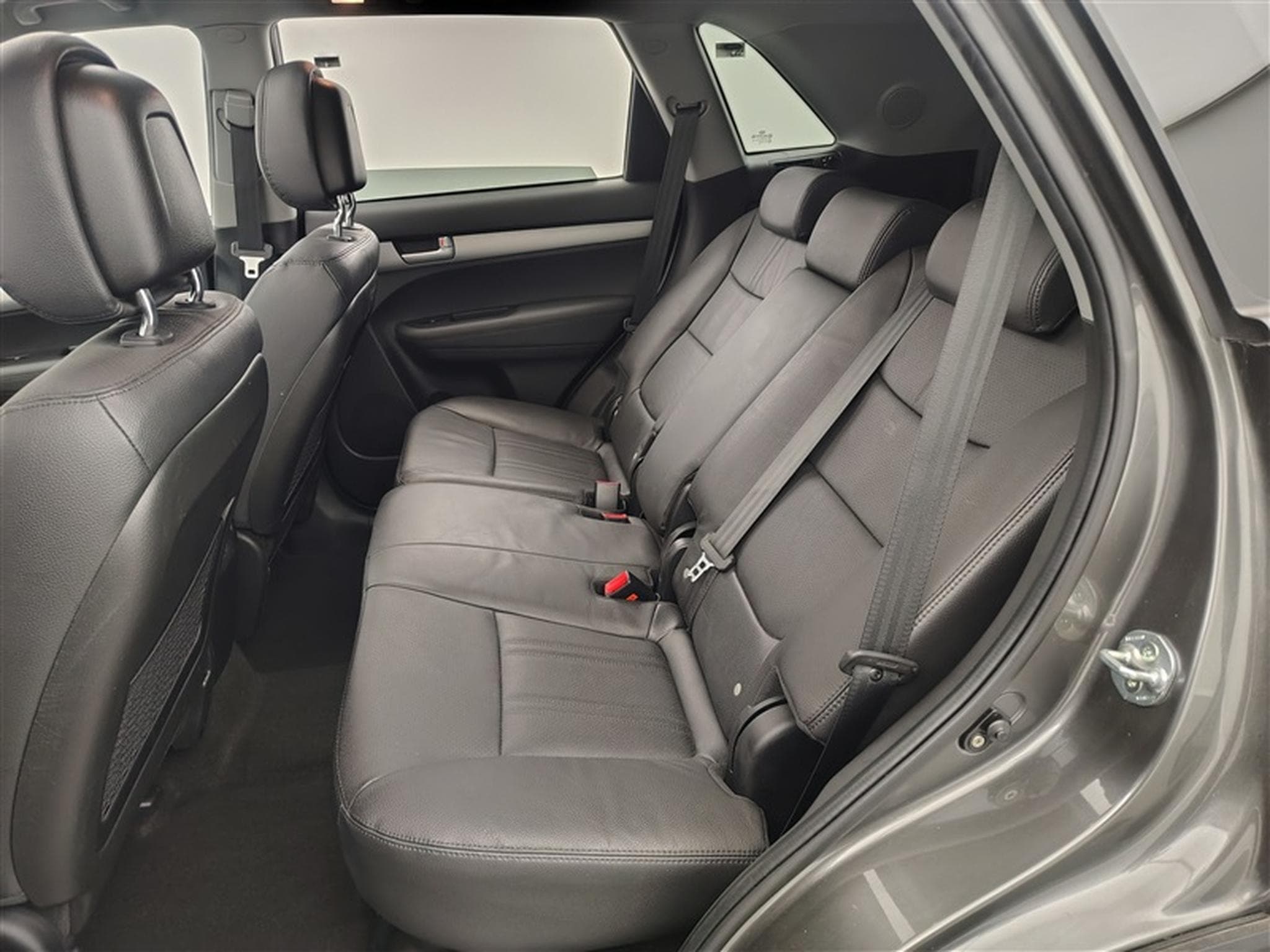 Kia Sorento 2 CRDi  7pl.//CUIR/NAVI/TO PANO/XENON (2017) - Foto 13