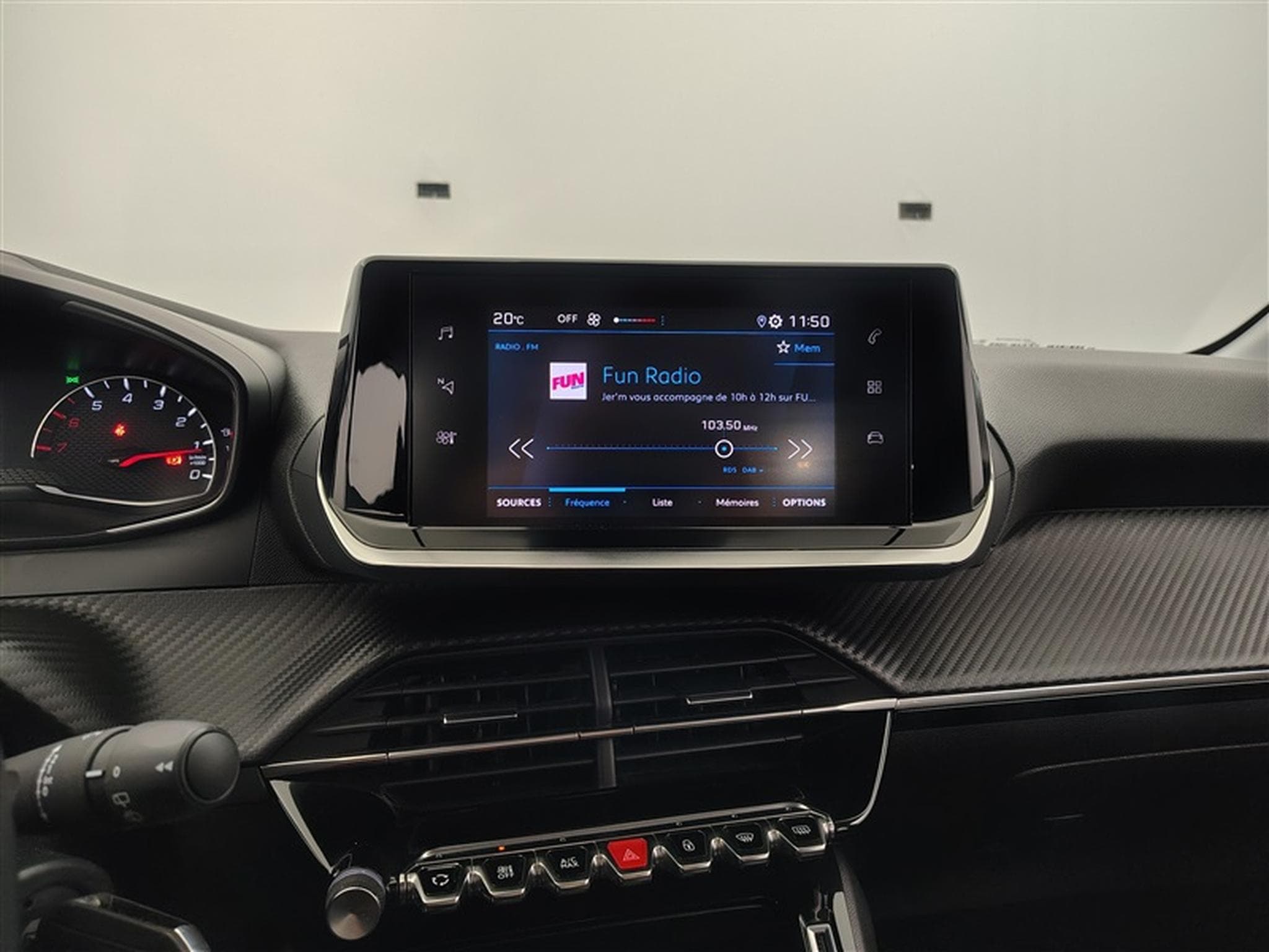 Peugeot 208 1.2i PureTech Active MIRRORLINK / PDC AR / JA 16" (2022) - Foto 11
