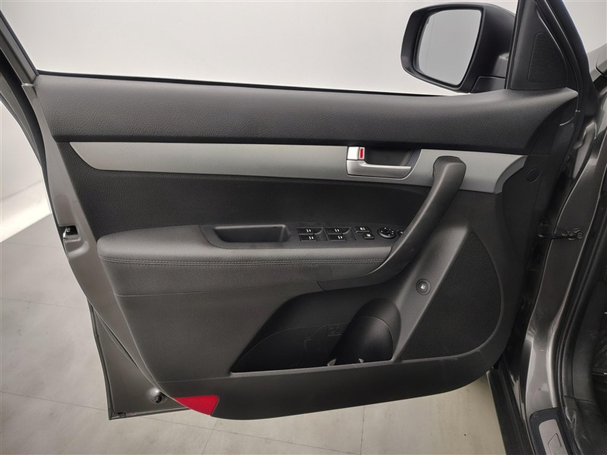 Kia Sorento 2 CRDi  7pl.//CUIR/NAVI/TO PANO/XENON (2017) - Foto 17