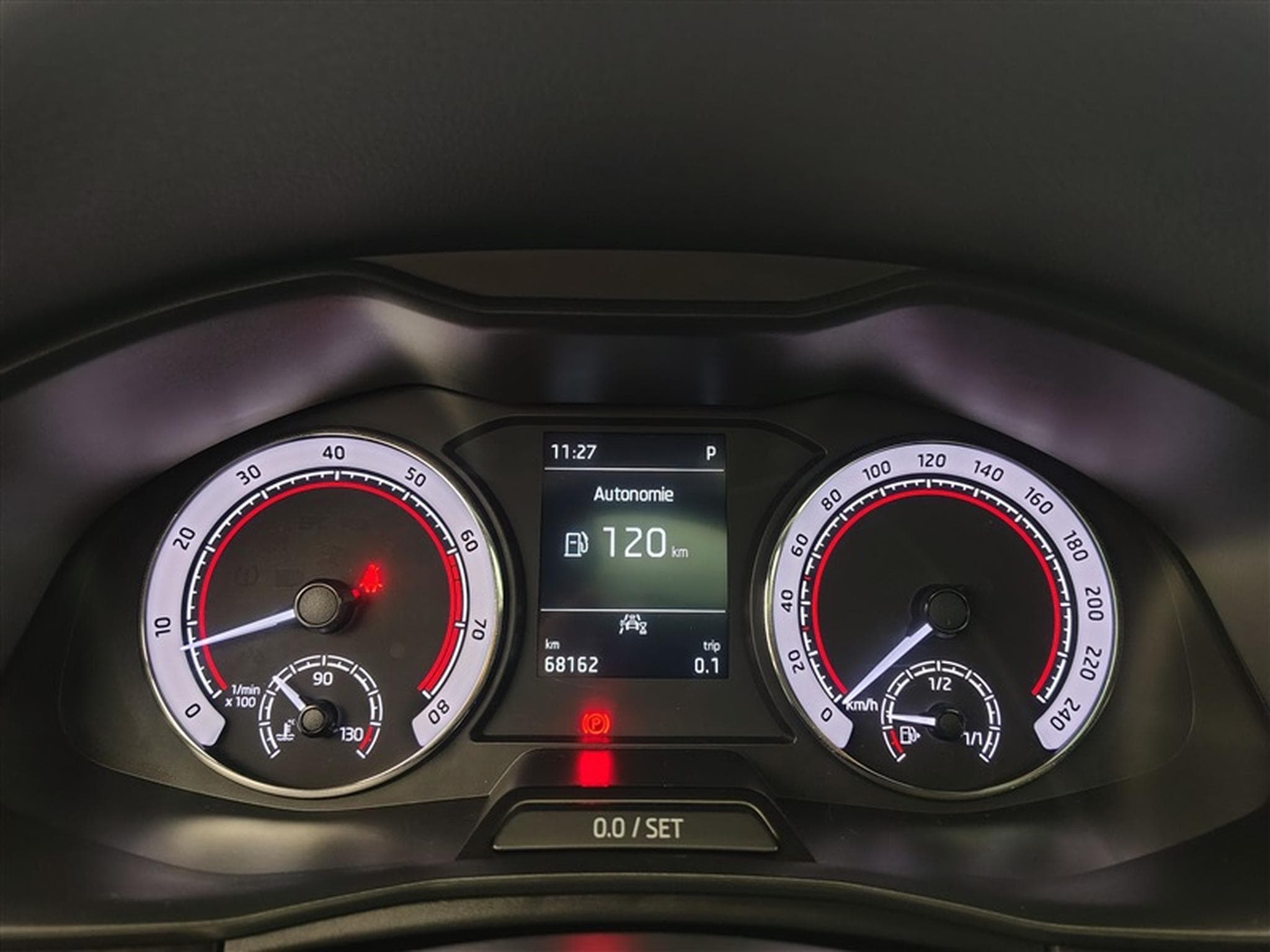 Skoda Scala 1.5 TSI MonteCarlo DSG *NAVI/FULL LED/T.PANO/CAM/JA18* (2021) - Photo 10