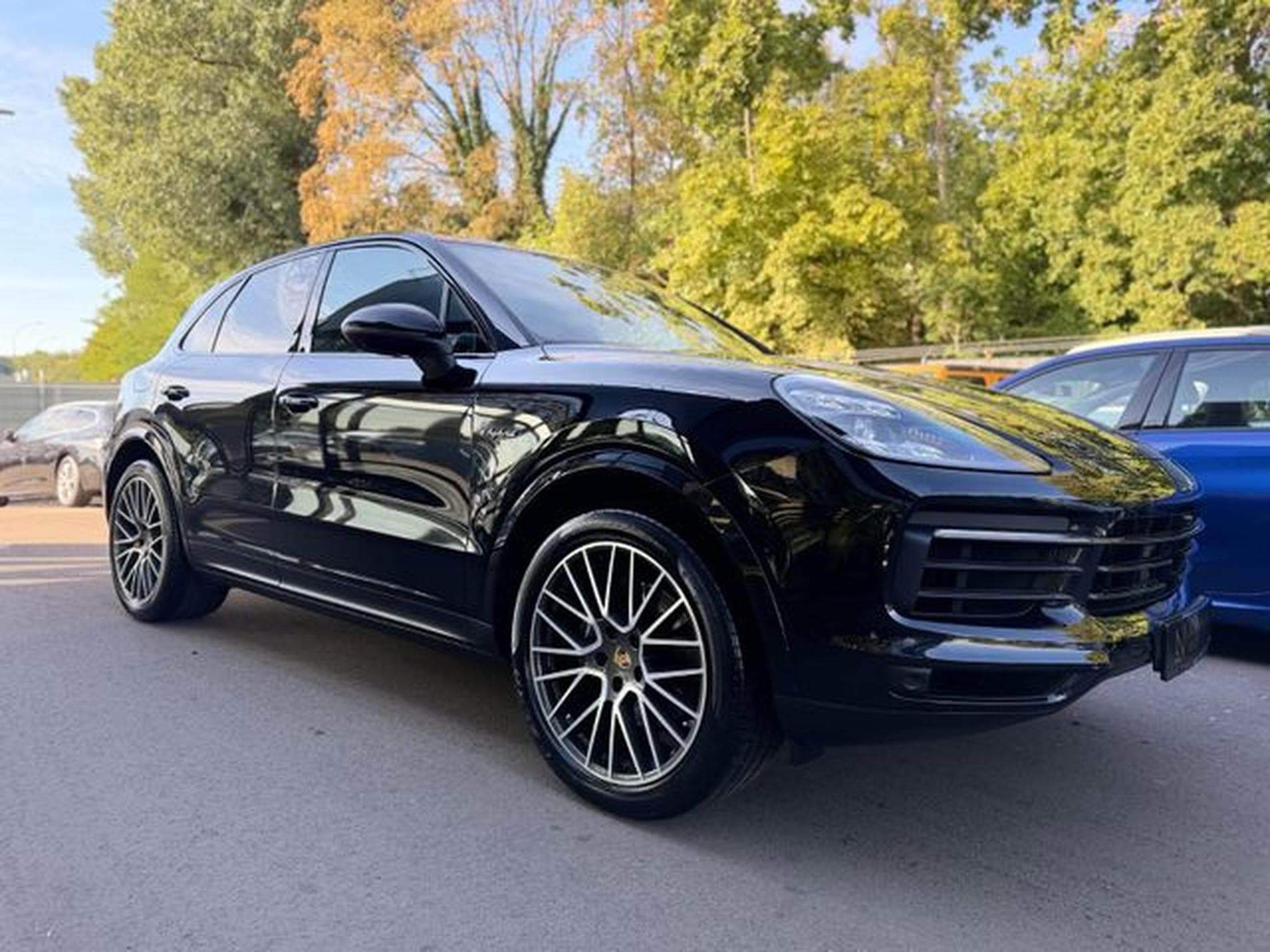 Porsche Cayenne CAYENNE E-HYBRID*LUFT*CHRONO*SOFT-C*PASM*21.ZOLL (2021) - Photo 5