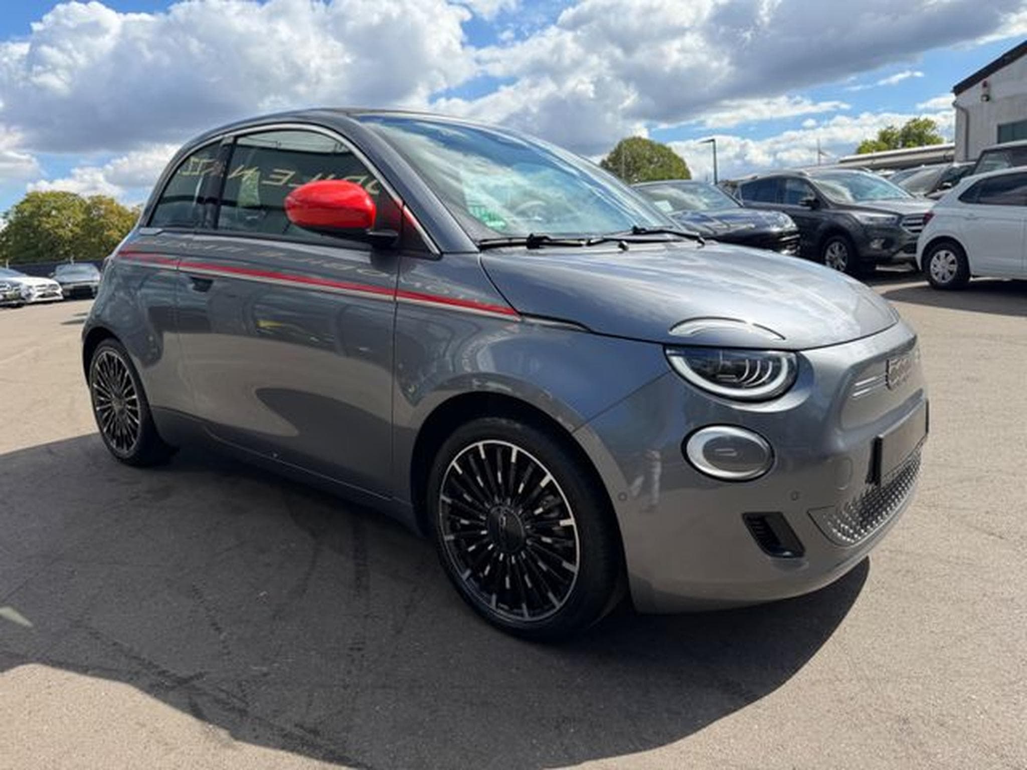 Fiat 500 500e  LA PRIMA BY BOCELLI*ACC*APPLE CAR*JBL* (2023) - Photo 4