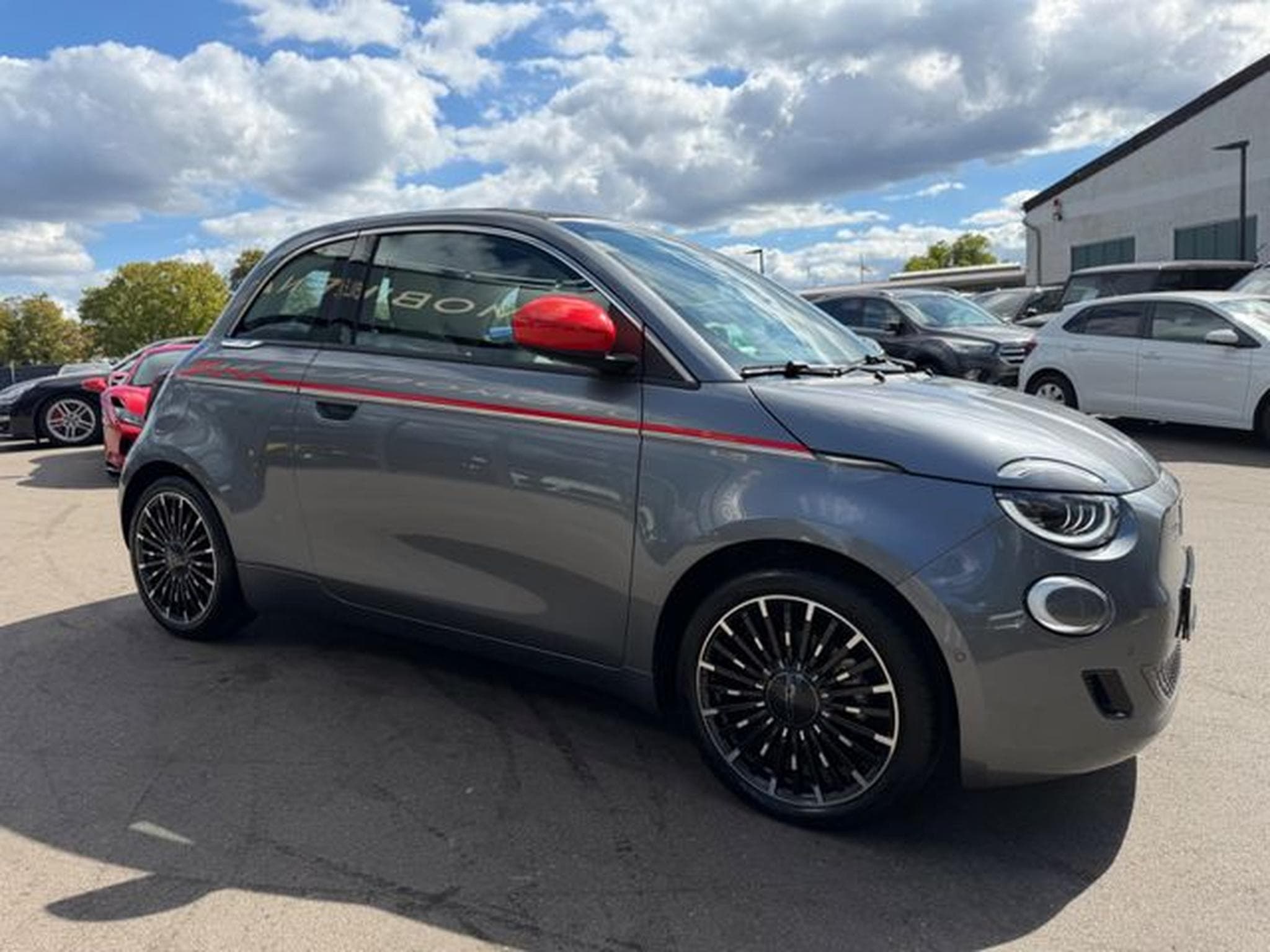 Fiat 500 500e  LA PRIMA BY BOCELLI*ACC*APPLE CAR*JBL* (2023) - Photo 5