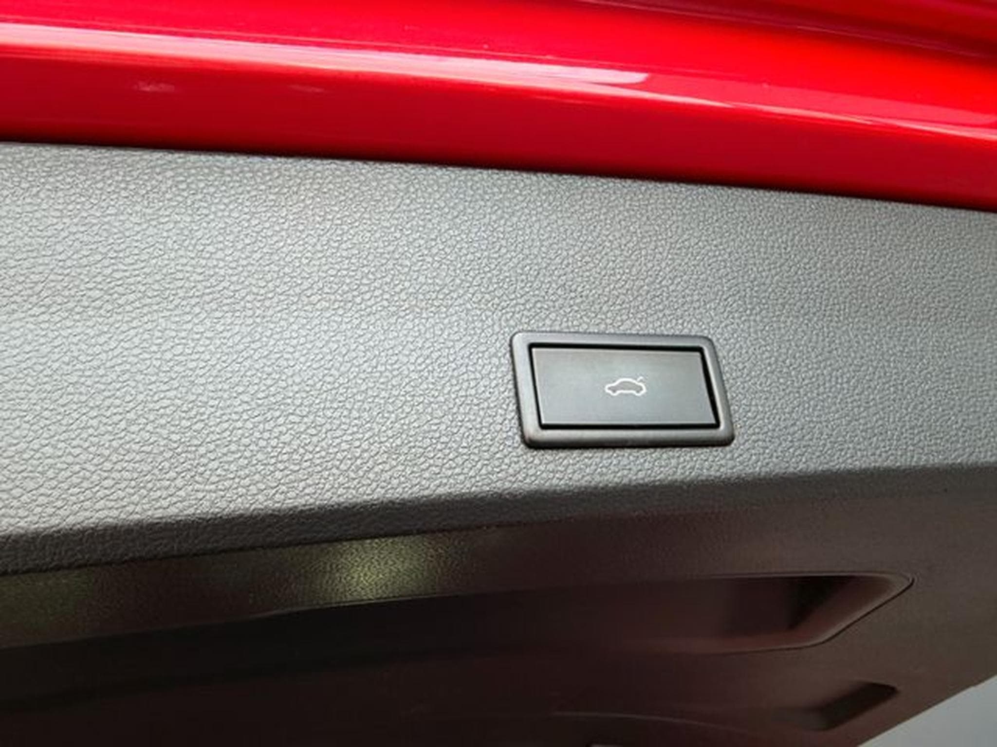 Seat Ateca Ateca 2,0TDi FR 4x4 Pano AHK 360° Navi Leder (2018) - Photo 14