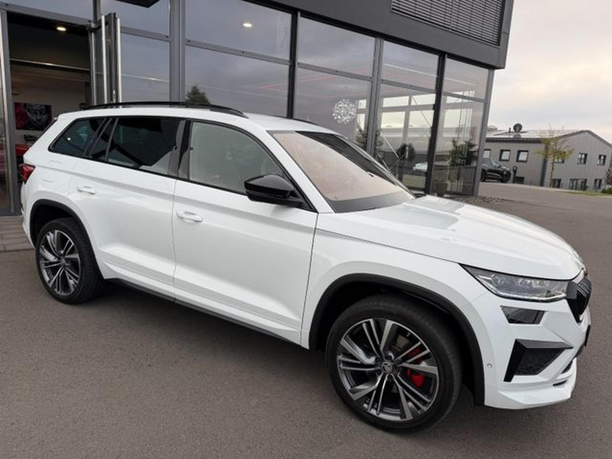 Skoda Kodiaq Kodiaq 2,0TSi RS AHK Columbus DCC Memory ACC (2023) - Photo 5