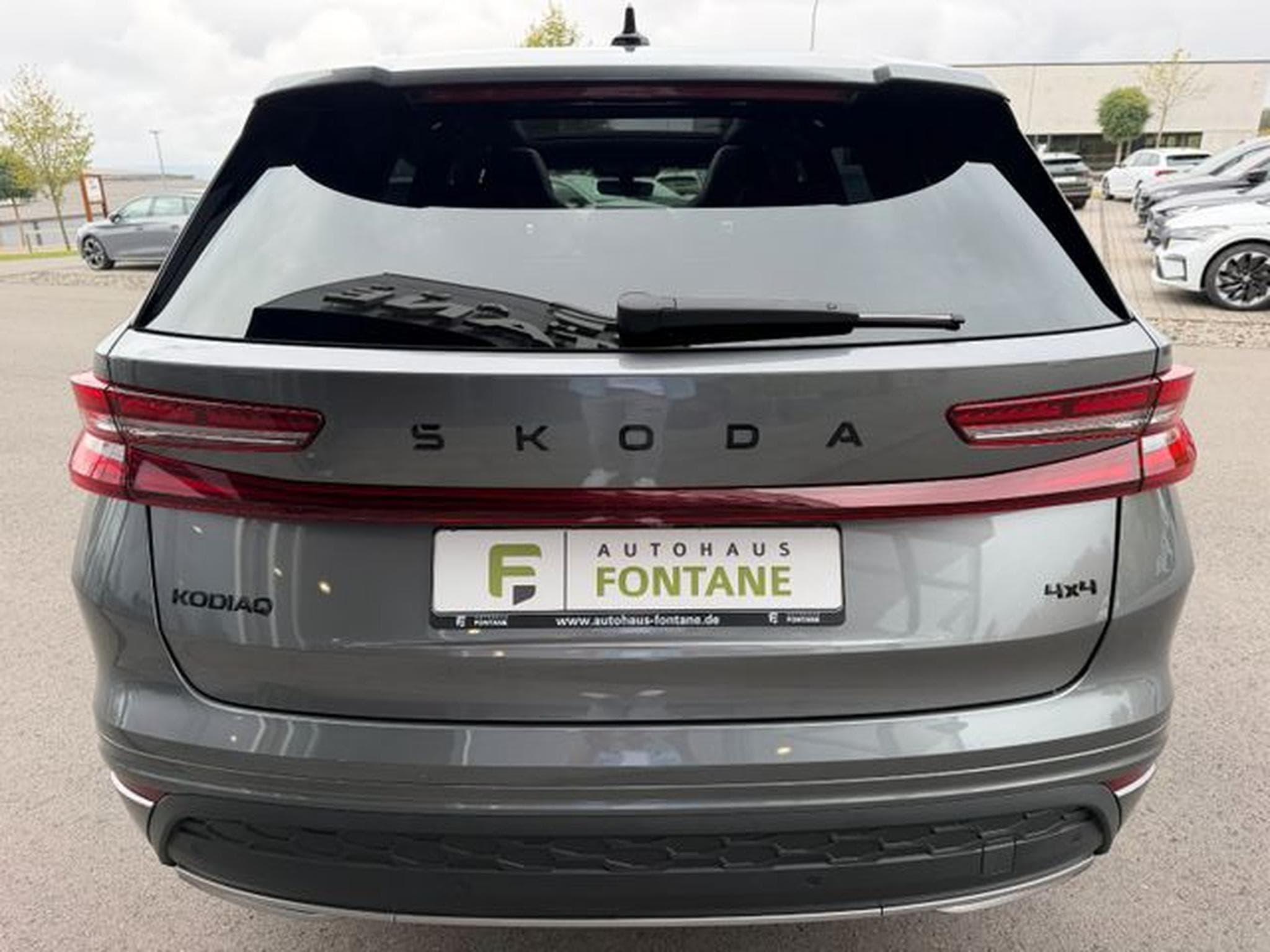 Skoda Kodiaq Kodiaq 2.0TDI 4x4 Sportline Pano Canton AHK HUD (2025) - Photo 7