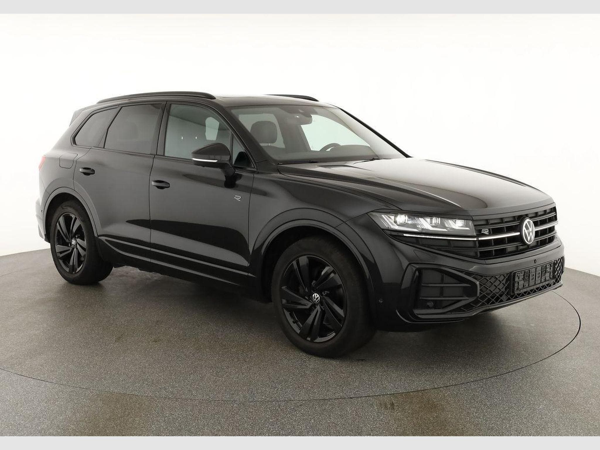 VW Touareg 3.0 TDI 210 kW 4Motion R-Line (2024) - Photo 1