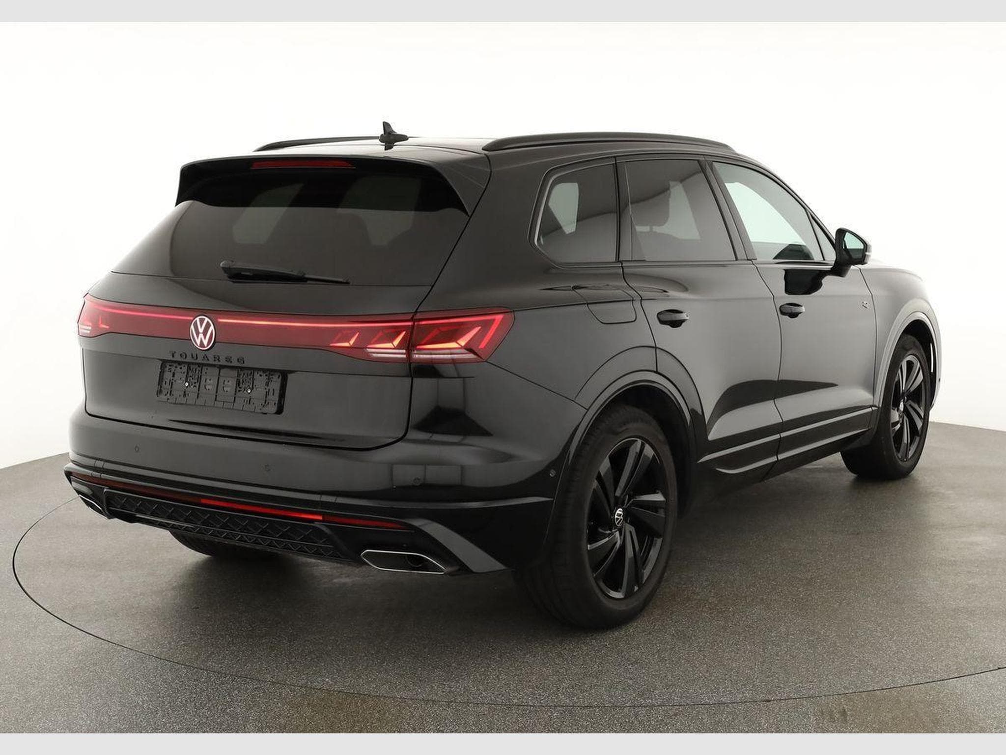 VW Touareg 3.0 TDI 210 kW 4Motion R-Line (2024) - Photo 2