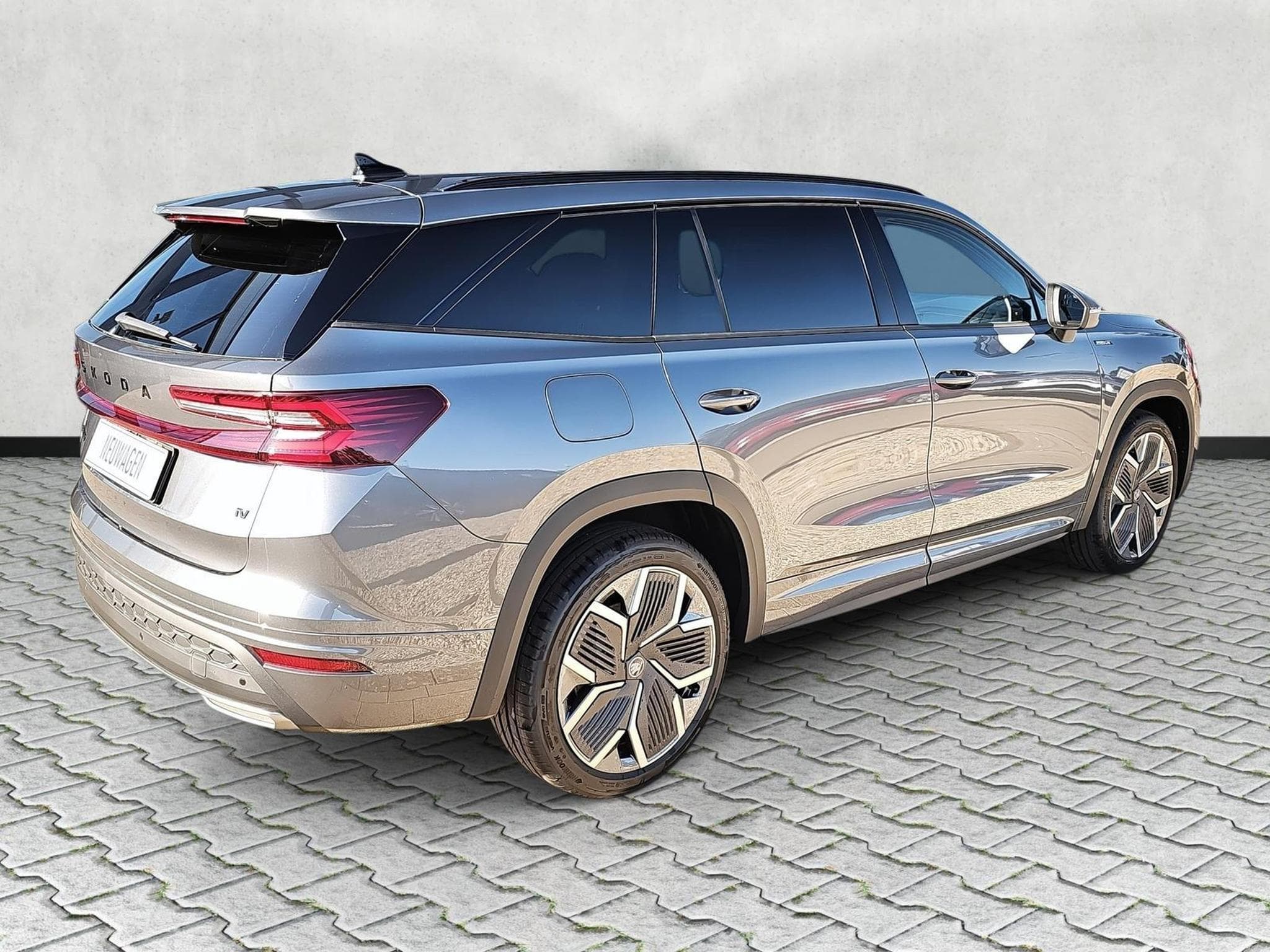 Skoda Kodiaq 1.5 TSI iV 150 kW Sportline (2026) - Foto 7
