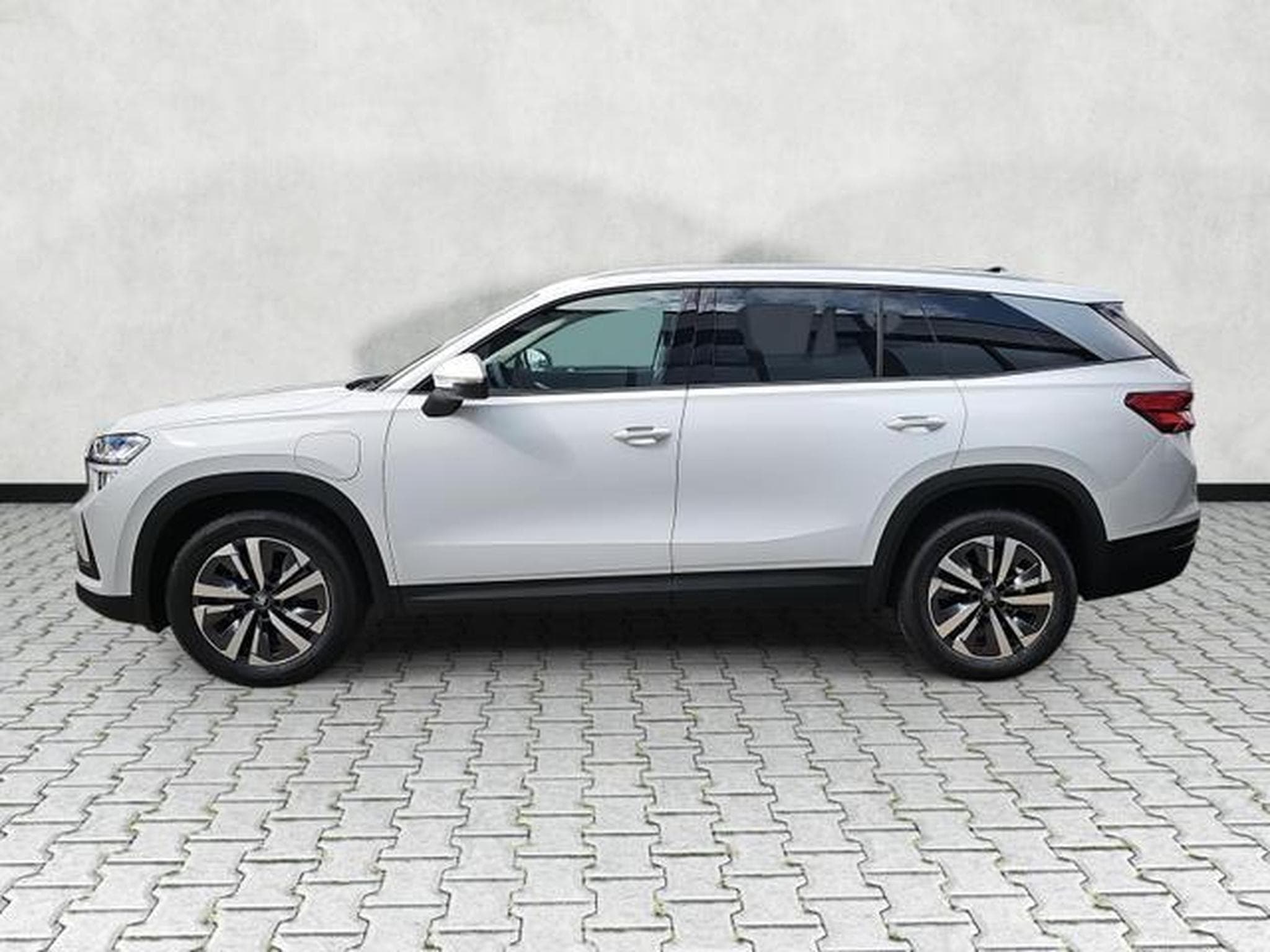 Skoda Kodiaq 1.5 TSI iV 150 kW Selection (2026) - Foto 4