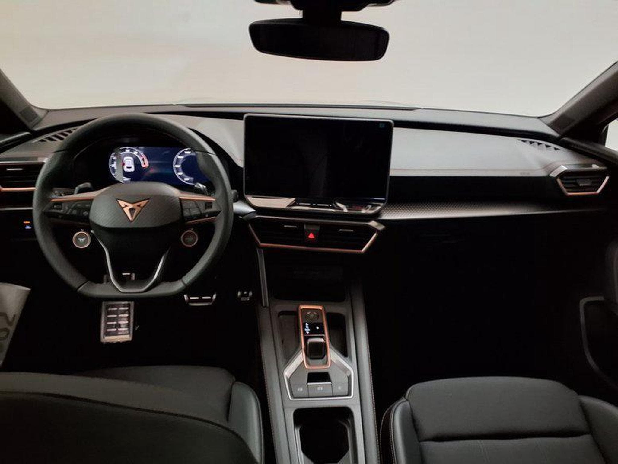 Cupra Leon 1.5 eTSI 7-Gang-DSG (2026) - Photo 11