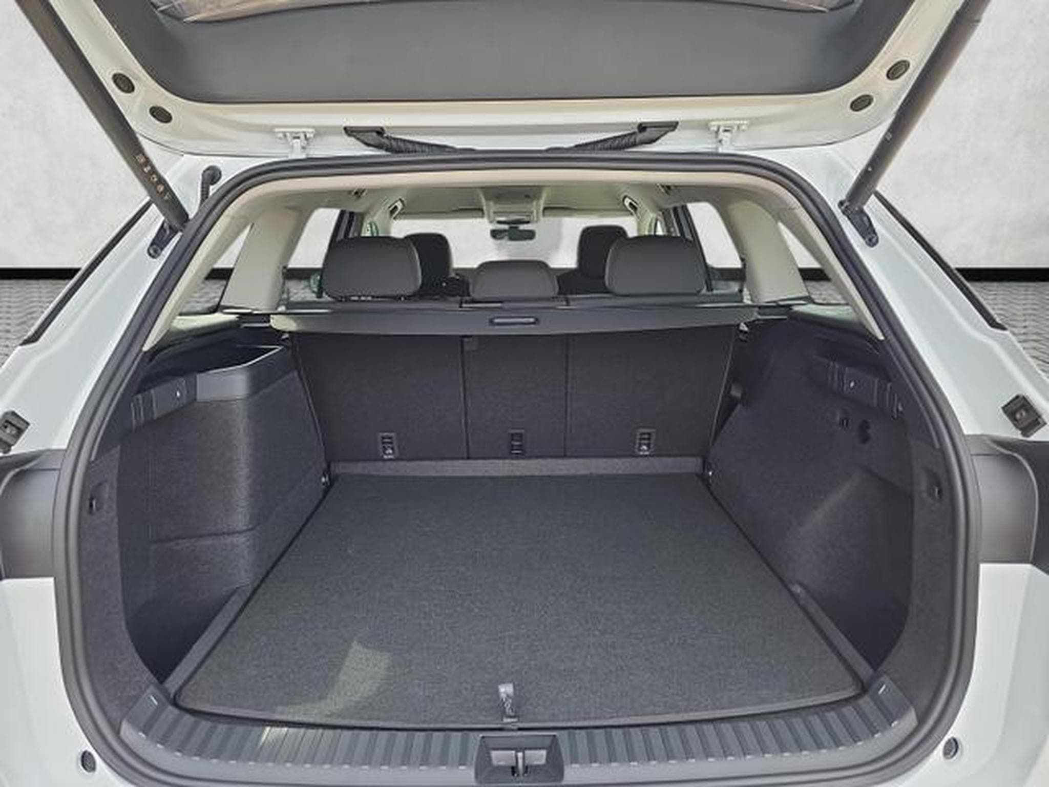 Skoda Kodiaq 1.5 TSI iV 150 kW Selection (2026) - Foto 14