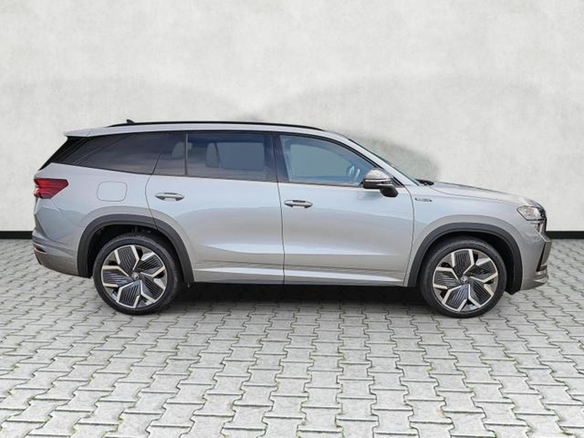 Skoda Kodiaq 1.5 TSI iV 150 kW Sportline (2026) - Photo 8