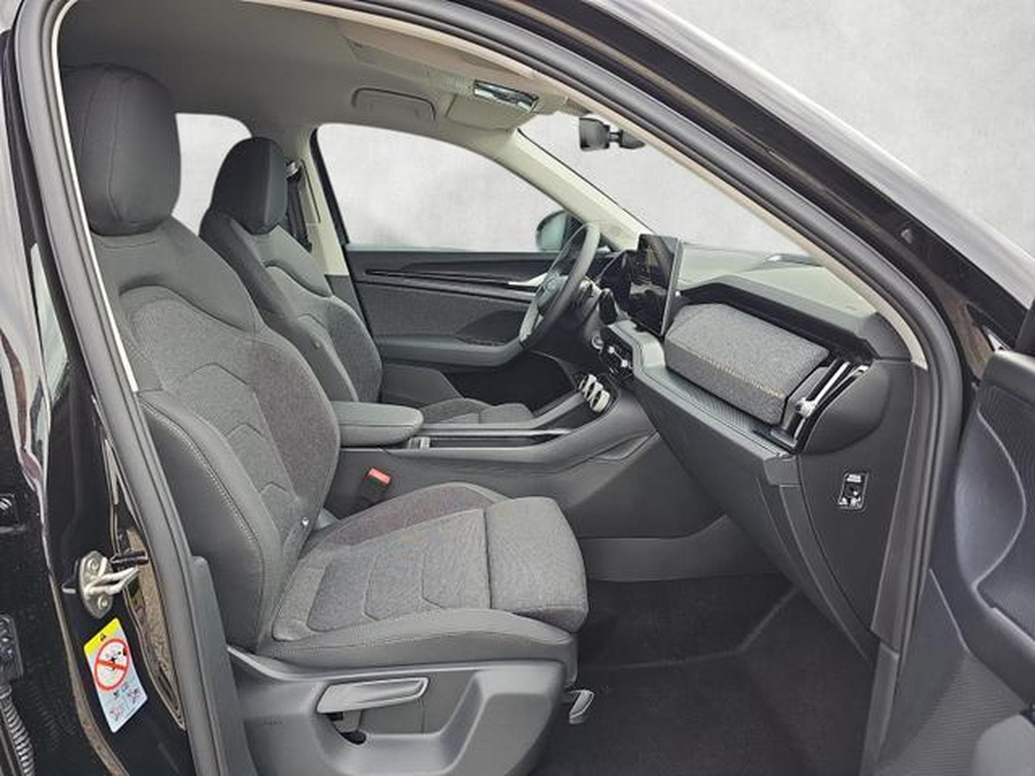 Skoda Kodiaq 1.5 TSI iV 150 kW Selection (2026) - Photo 10