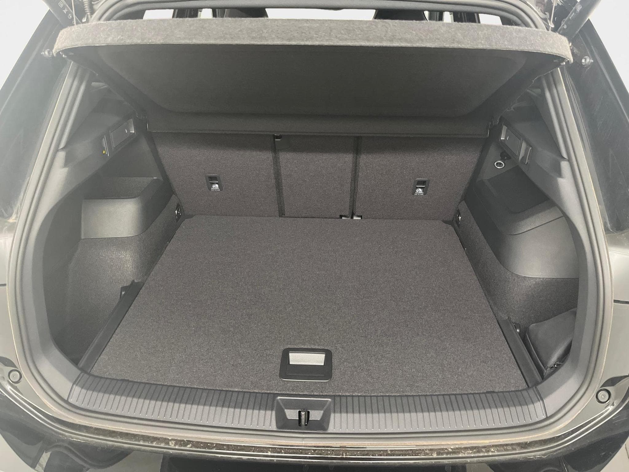 VW Tiguan R-Line (2026) - Foto 10