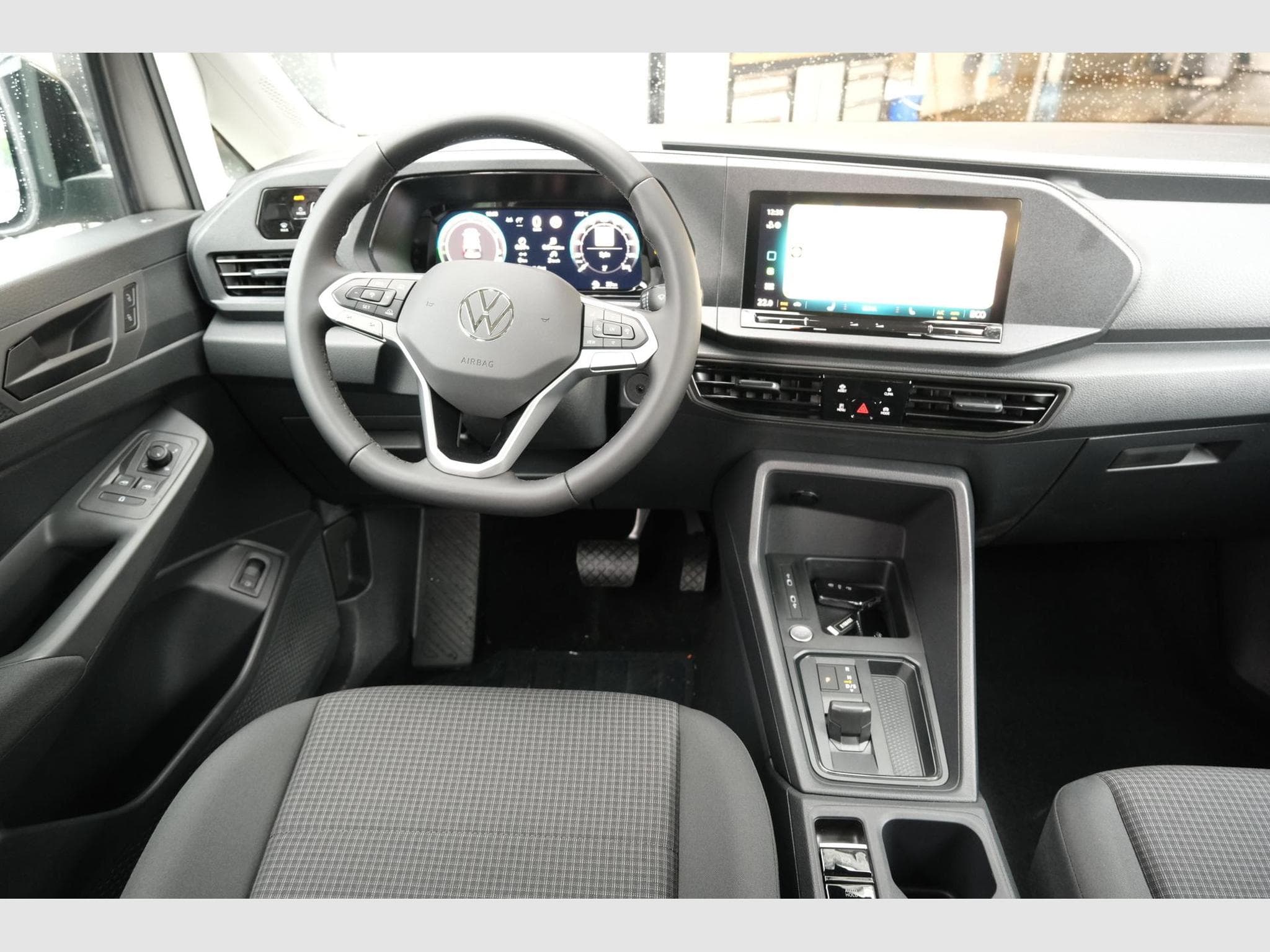 VW Caddy eHybrid Anhängerkupplung App-Connect (2026) - Foto 11