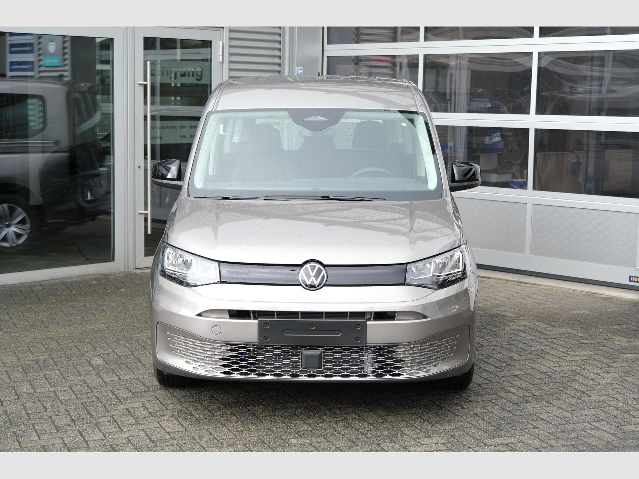 VW Caddy eHybrid Anhängerkupplung App-Connect (2026) - Foto 16