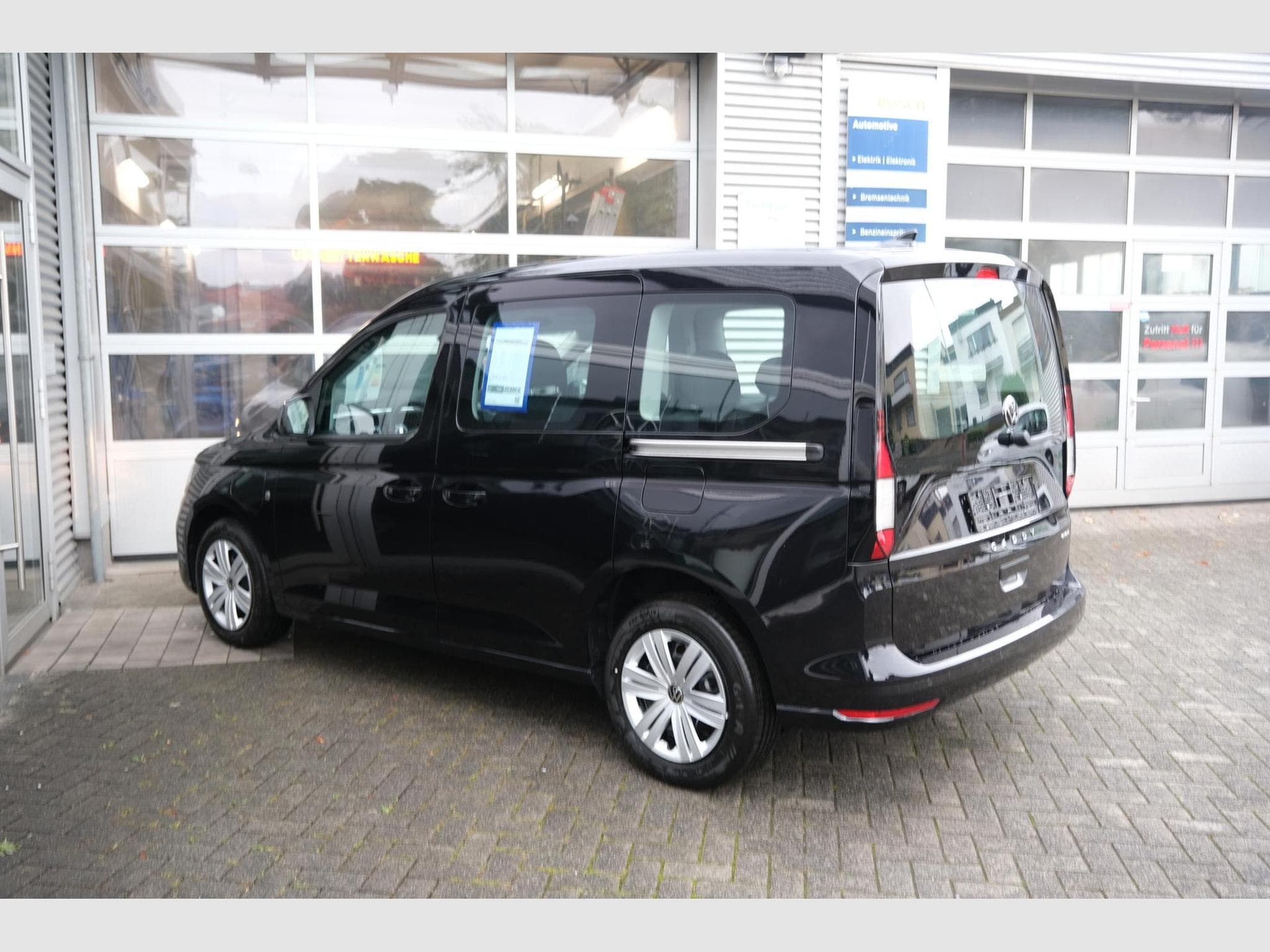 VW Caddy eHybrid Anhängerkupplung App-Connect (2026) - Foto 4