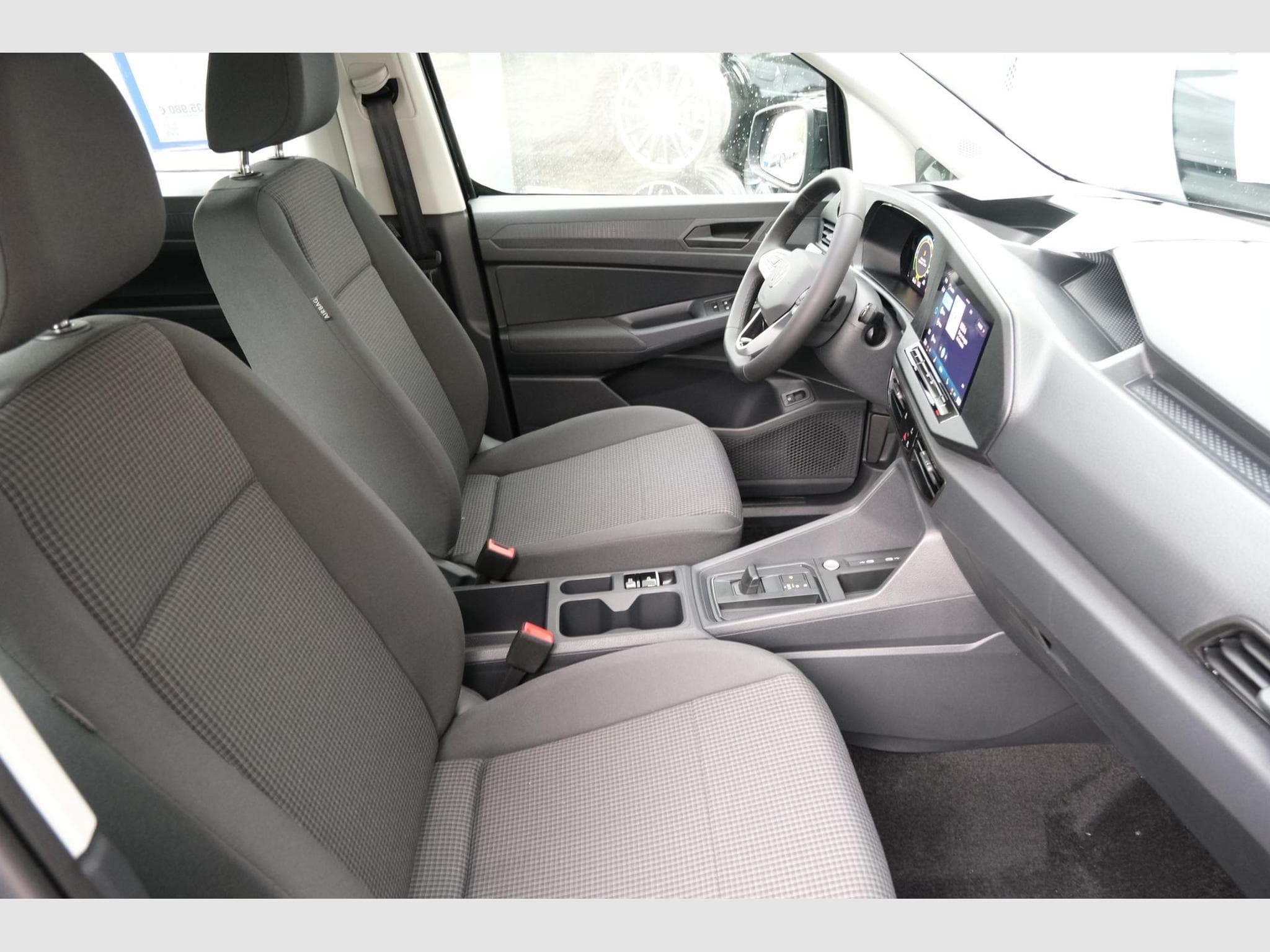 VW Caddy eHybrid Anhängerkupplung App-Connect (2026) - Foto 7