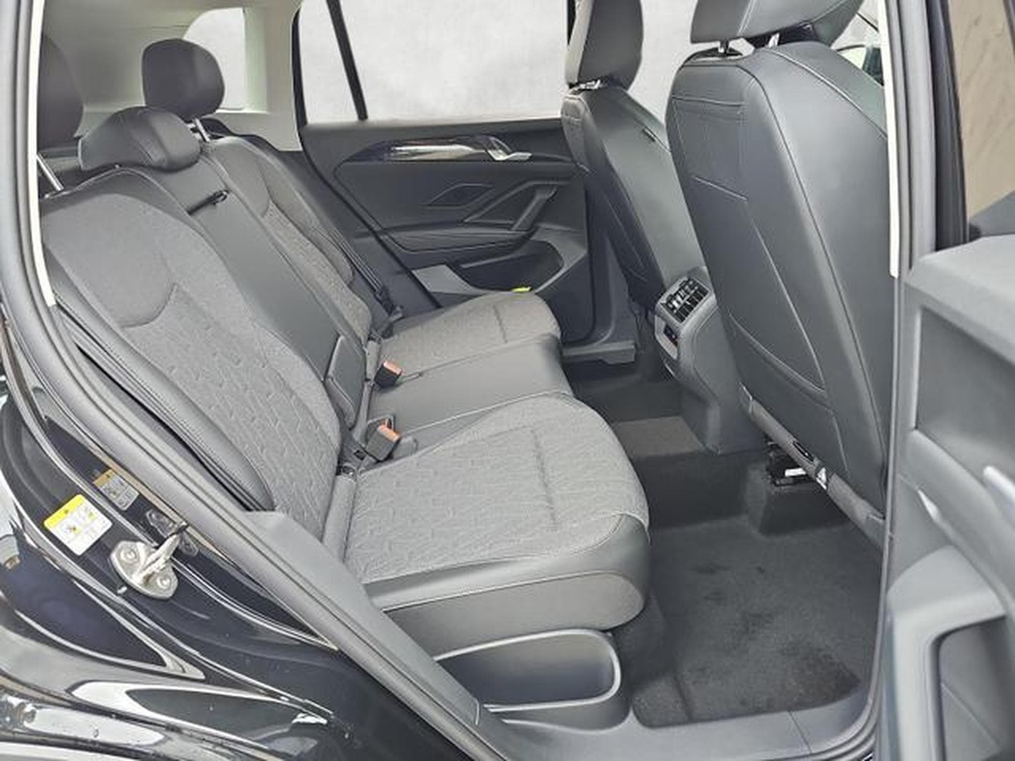 VW Tiguan 1.5 TSI eHybrid 150 kW Life (2026) - Foto 13