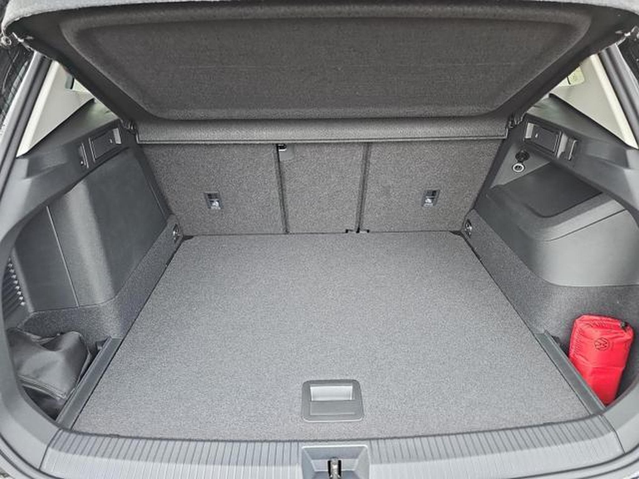 VW Tiguan 1.5 TSI eHybrid 150 kW Life (2026) - Foto 14