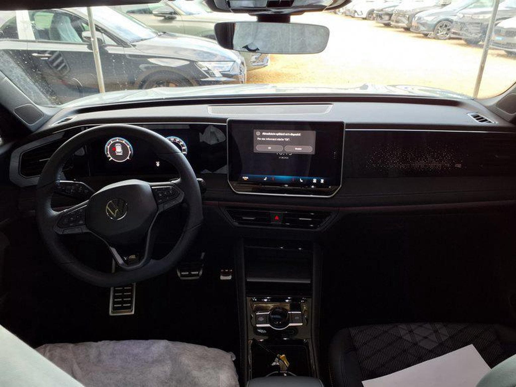 VW Tiguan R-Line 1.5 eTSI 7-Gang-DSG (2026) - Foto 7
