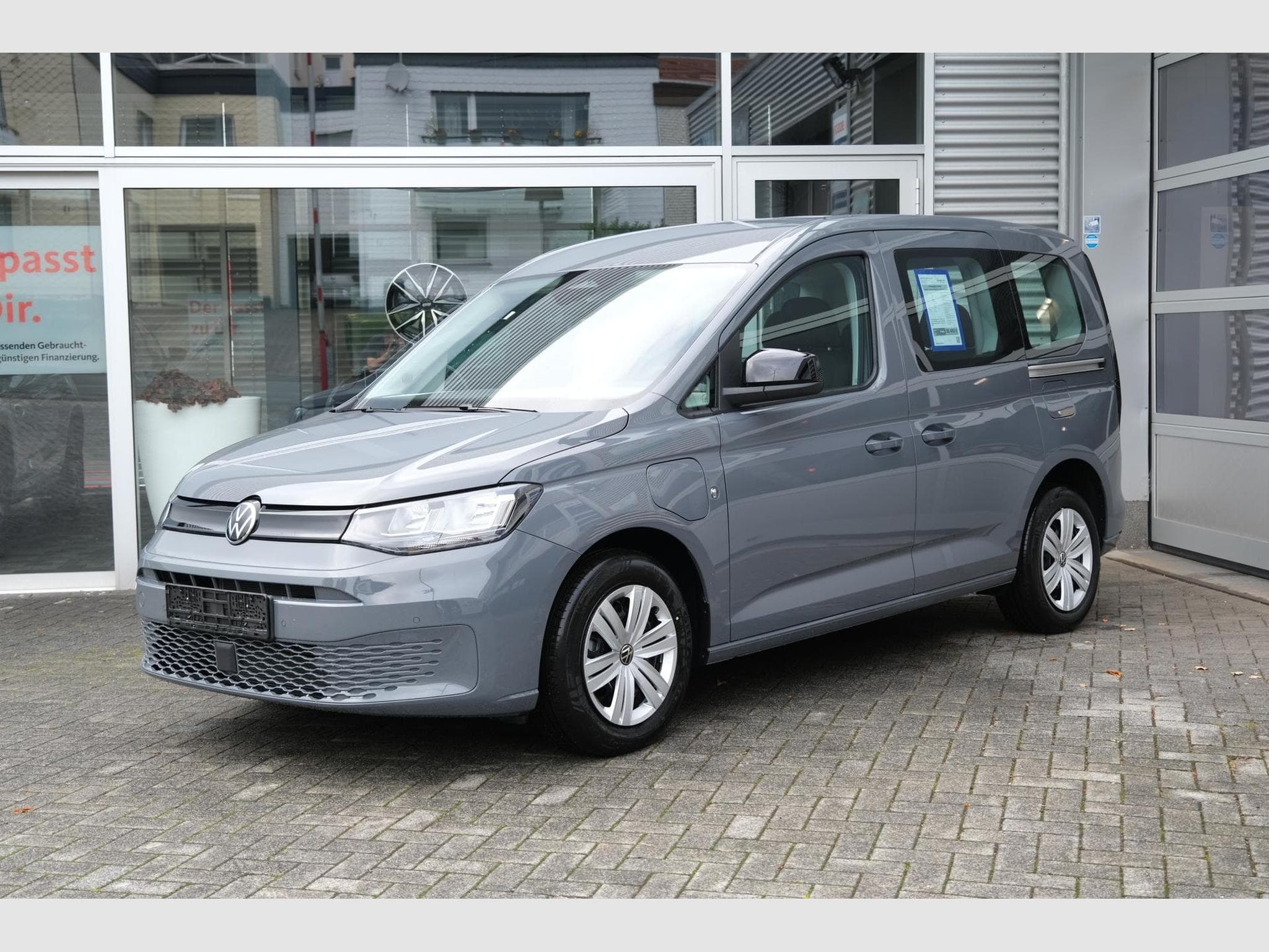 VW Caddy eHybrid Anhängerkupplung App-Connect (2026) - Foto 1
