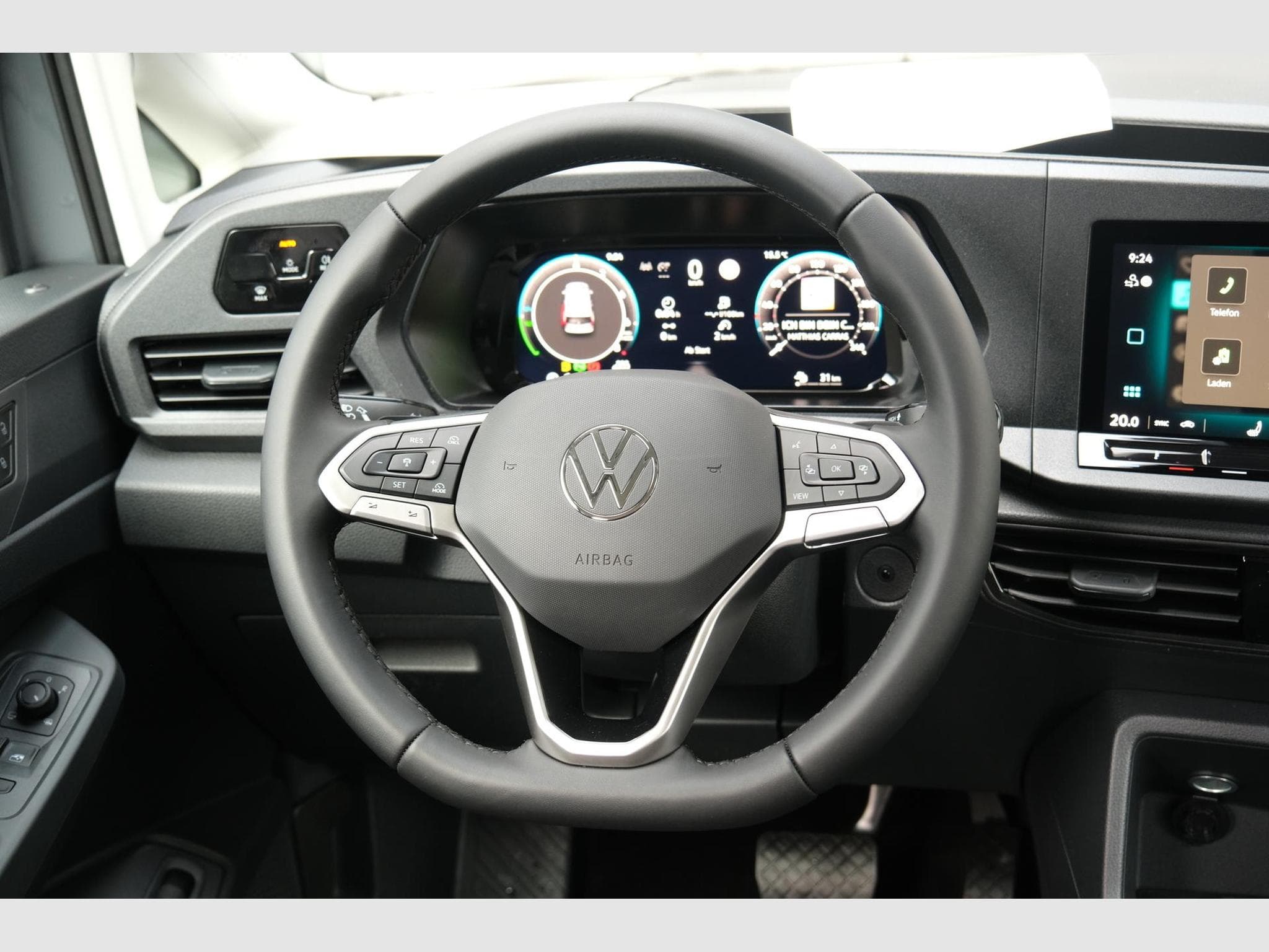 VW Caddy eHybrid Anhängerkupplung App-Connect (2026) - Foto 11