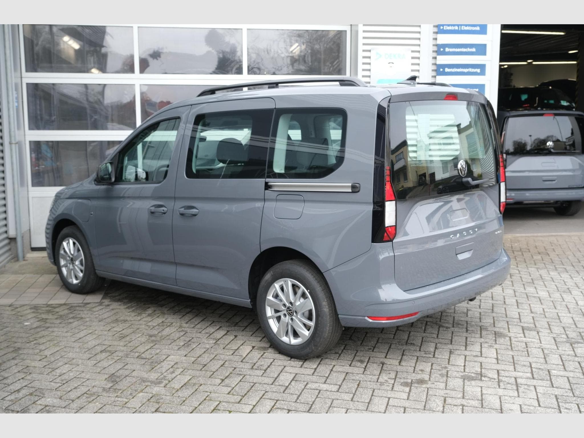 VW Caddy eHybrid Life Anhängerkupplung (2026) - Foto 19