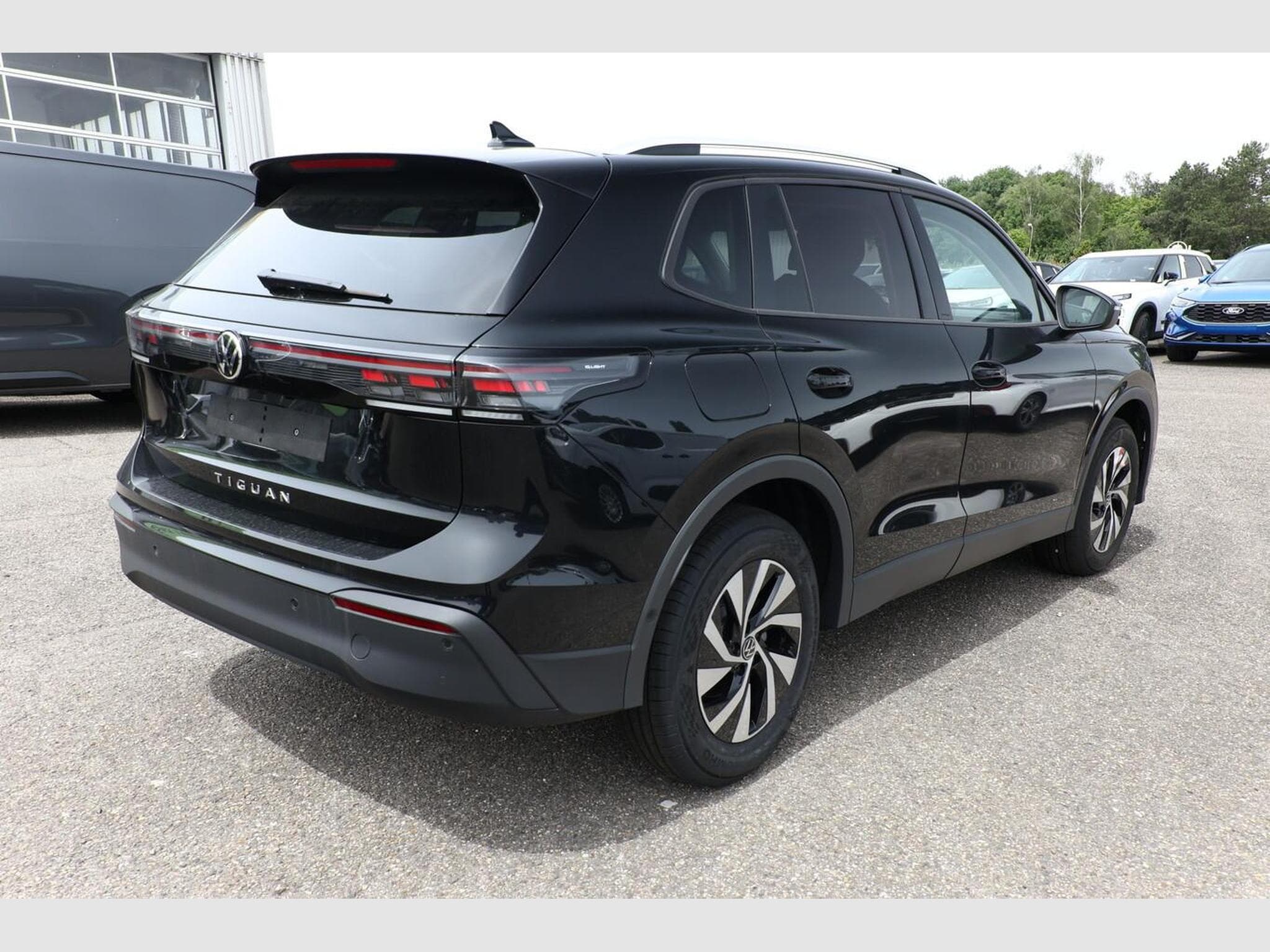 VW Tiguan DSG LED+ Nav (2026) - Foto 3