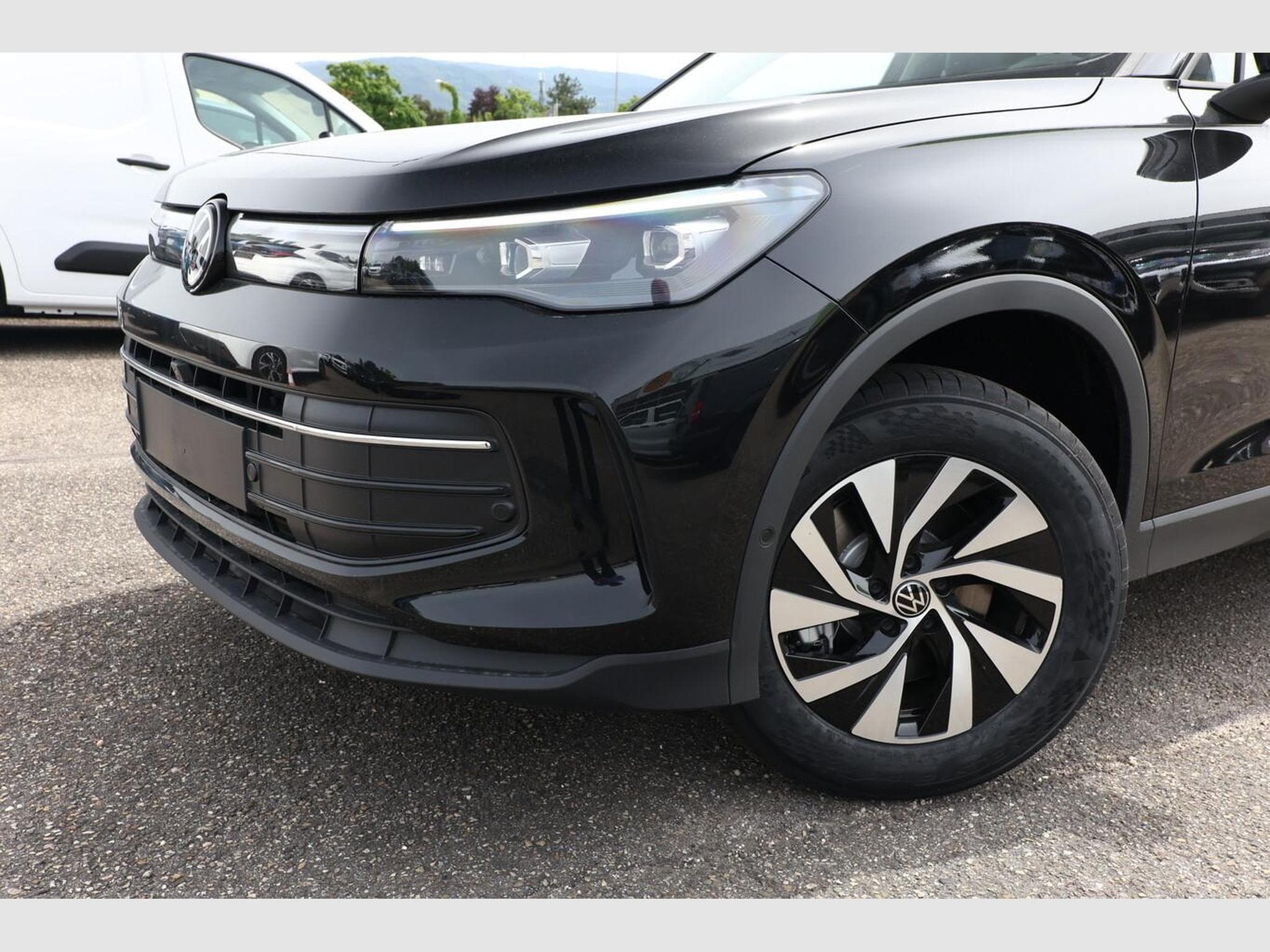VW Tiguan DSG LED+ Nav (2026) - Foto 5