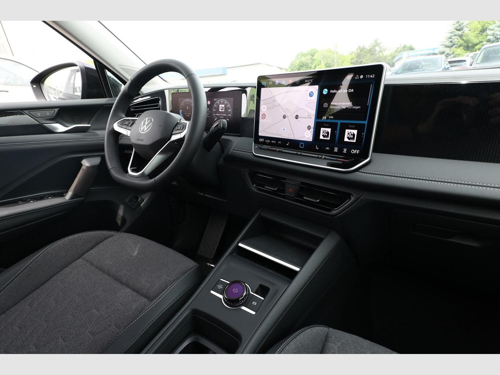 VW Tiguan DSG LED+ Nav (2026) - Foto 9