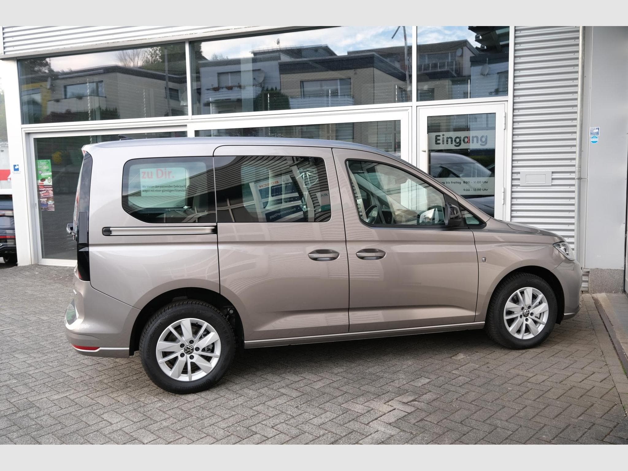 VW Caddy eHybrid Life Anhängerkupplung (2026) - Foto 7