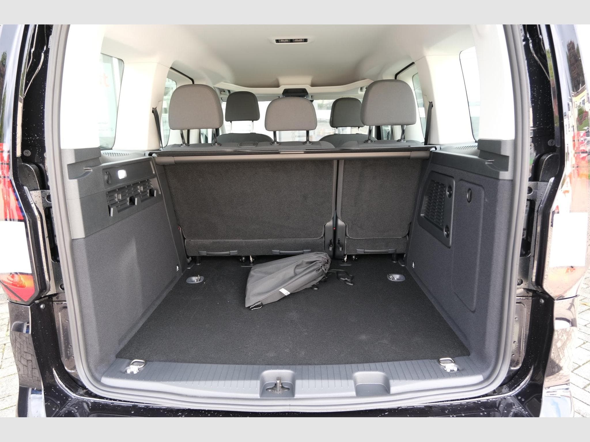 VW Caddy eHybrid Life Anhängerkupplung (2026) - Foto 8