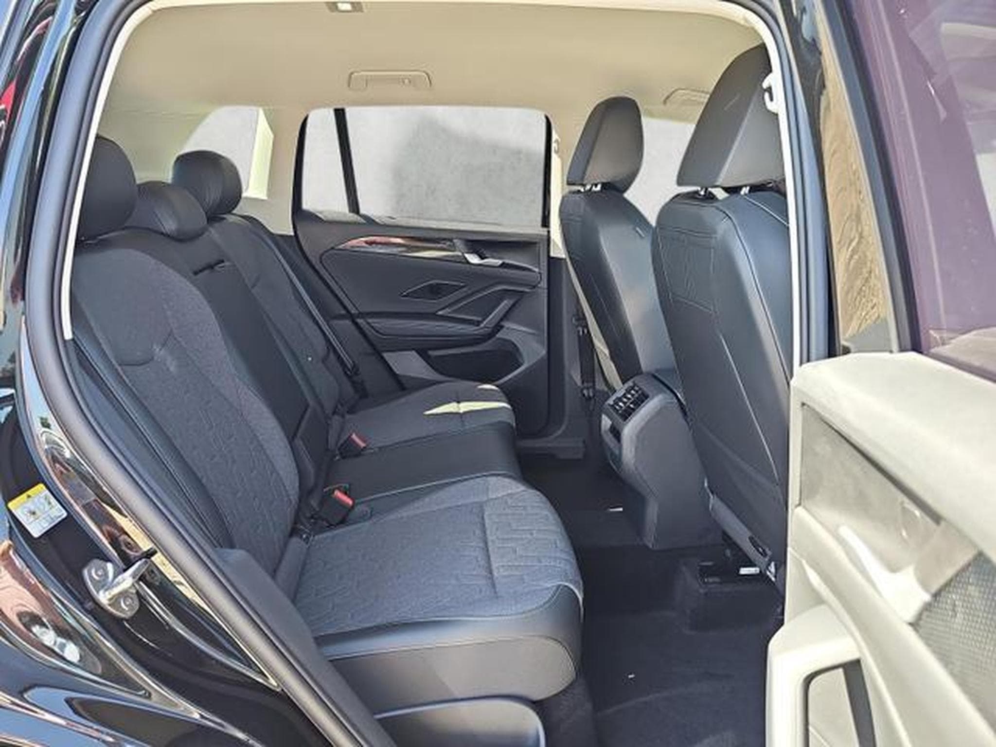 VW Tiguan 1.5 eTSI 110 kW Life (2026) - Foto 13
