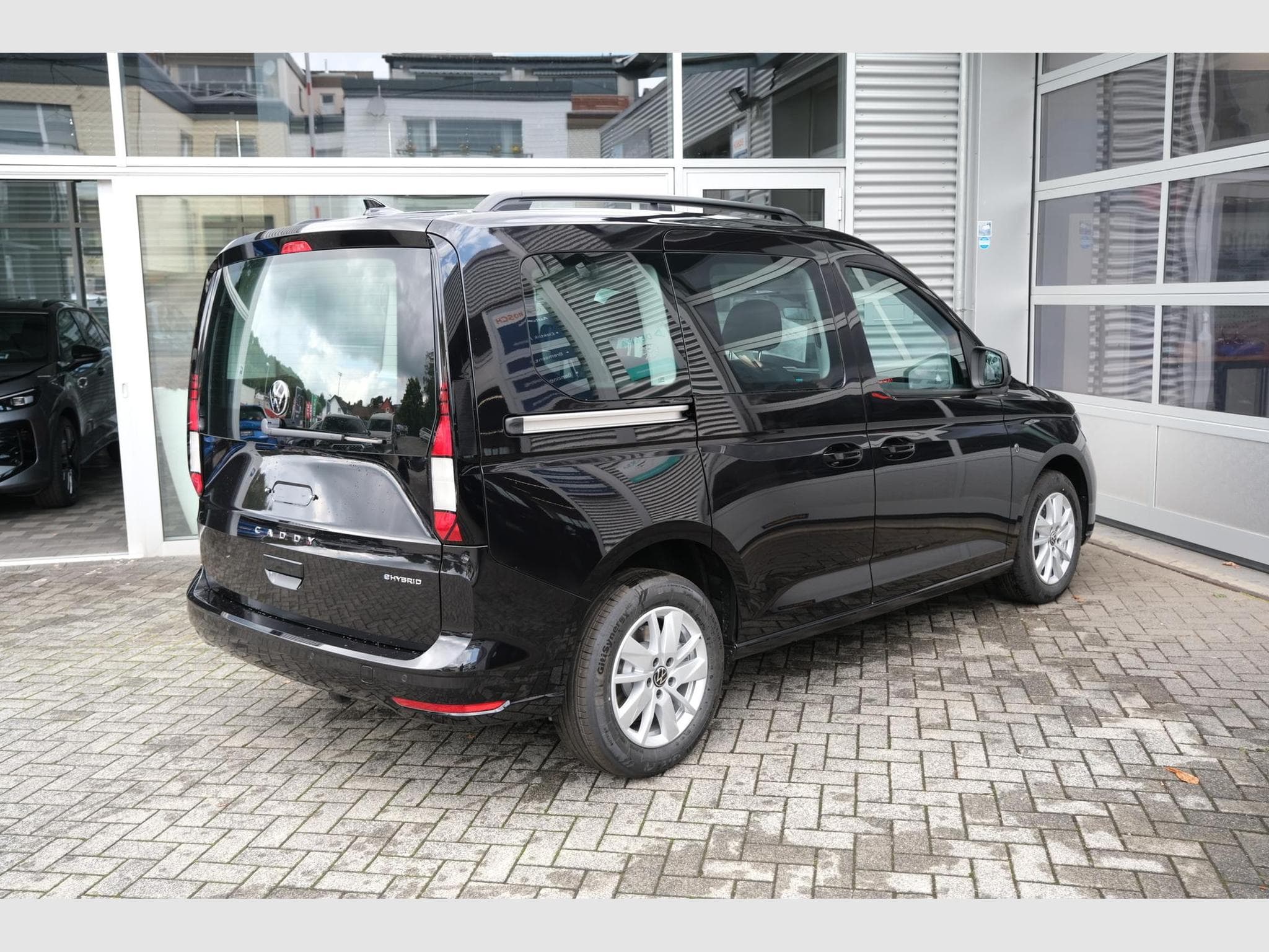 VW Caddy eHybrid Life Anhängerkupplung (2026) - Foto 19
